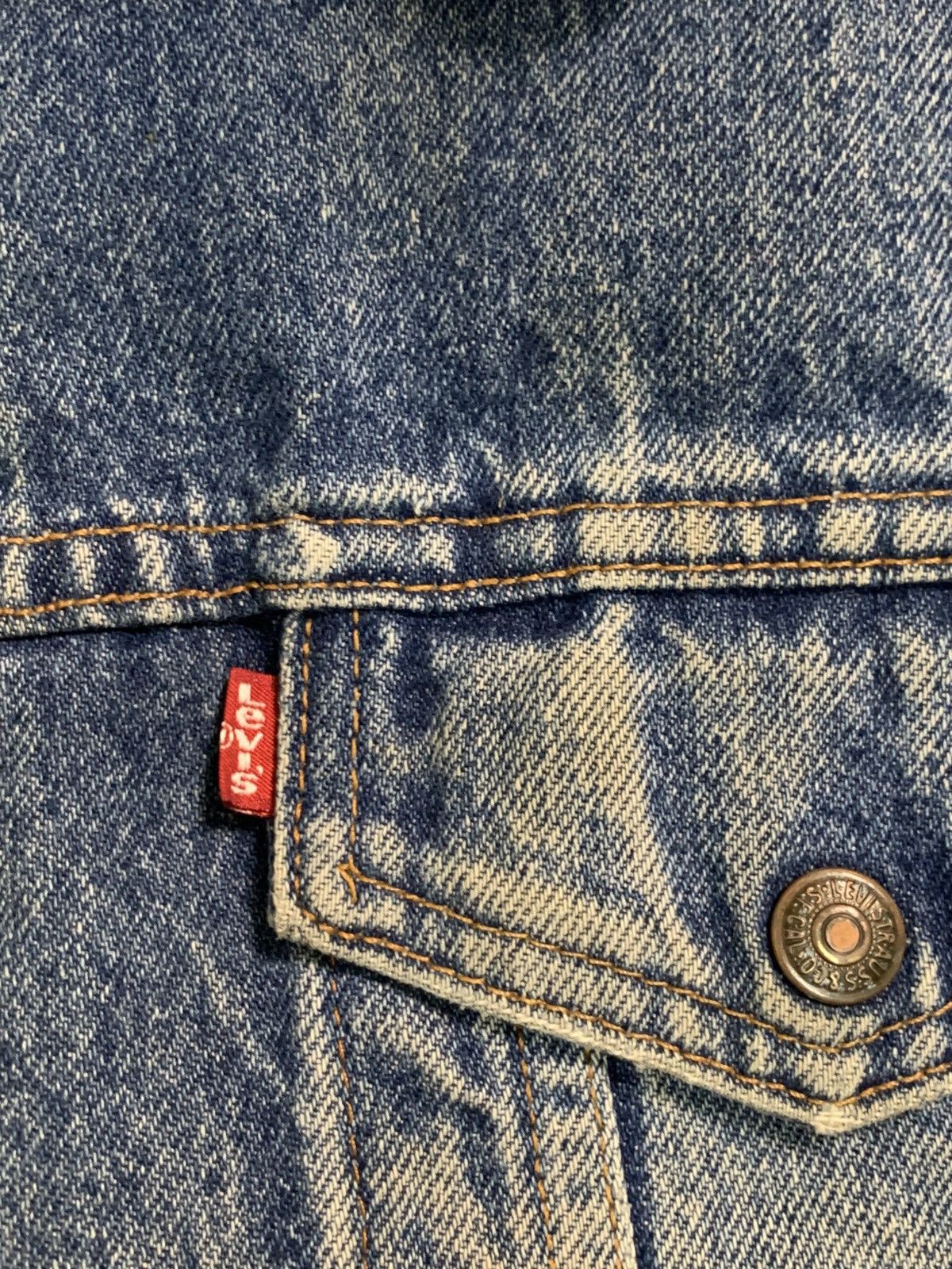 Levi's Vintage Clothing Rare Design Vintage Levi's Sherpa-Lined Denim Trucker Jacket Size US XL / EU 56 / 4 - 7 Thumbnail