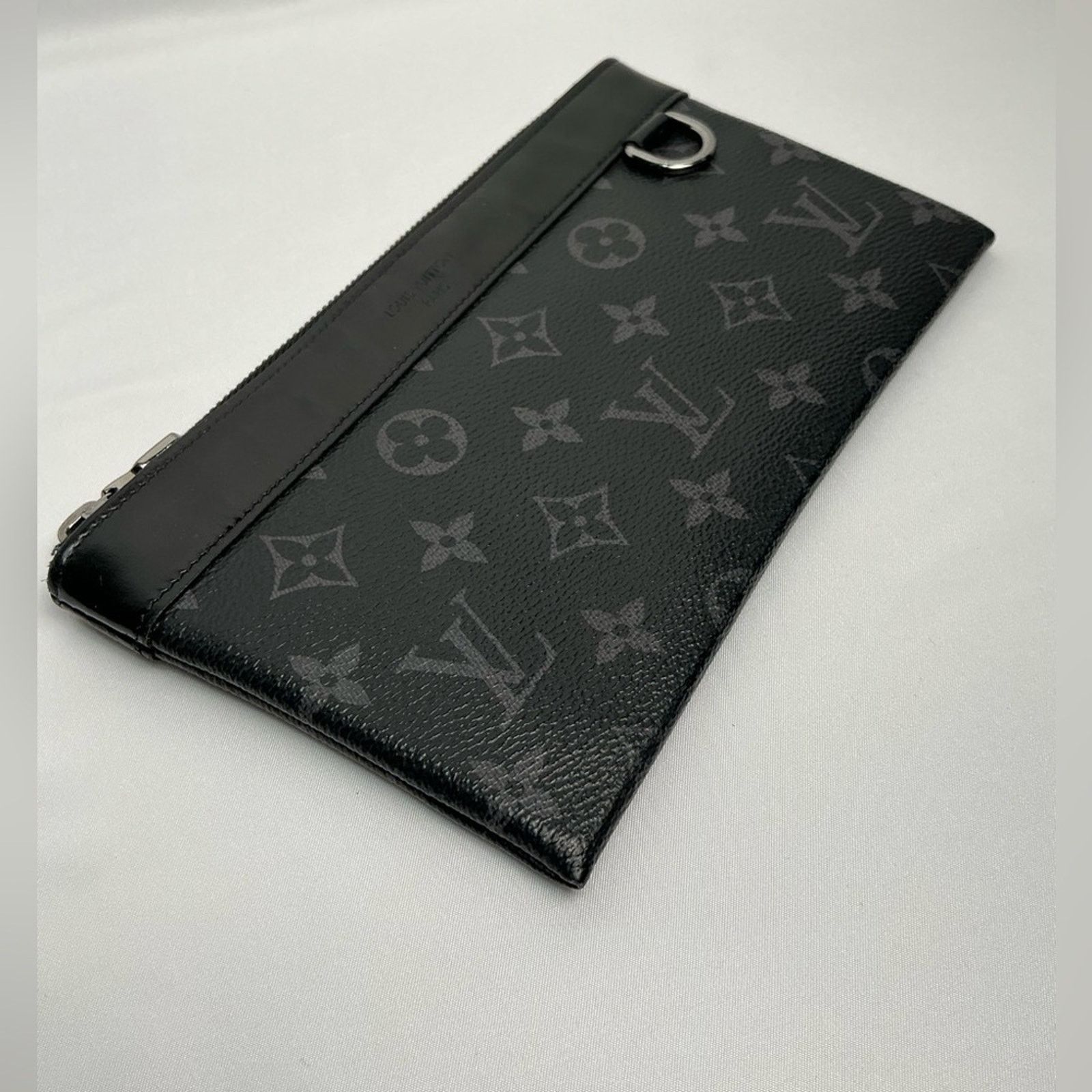Louis Vuitton Louis Vuitton Discovery Pochette Monogram Eclipse Canvas PM Size ONE SIZE - 2 Thumbnail