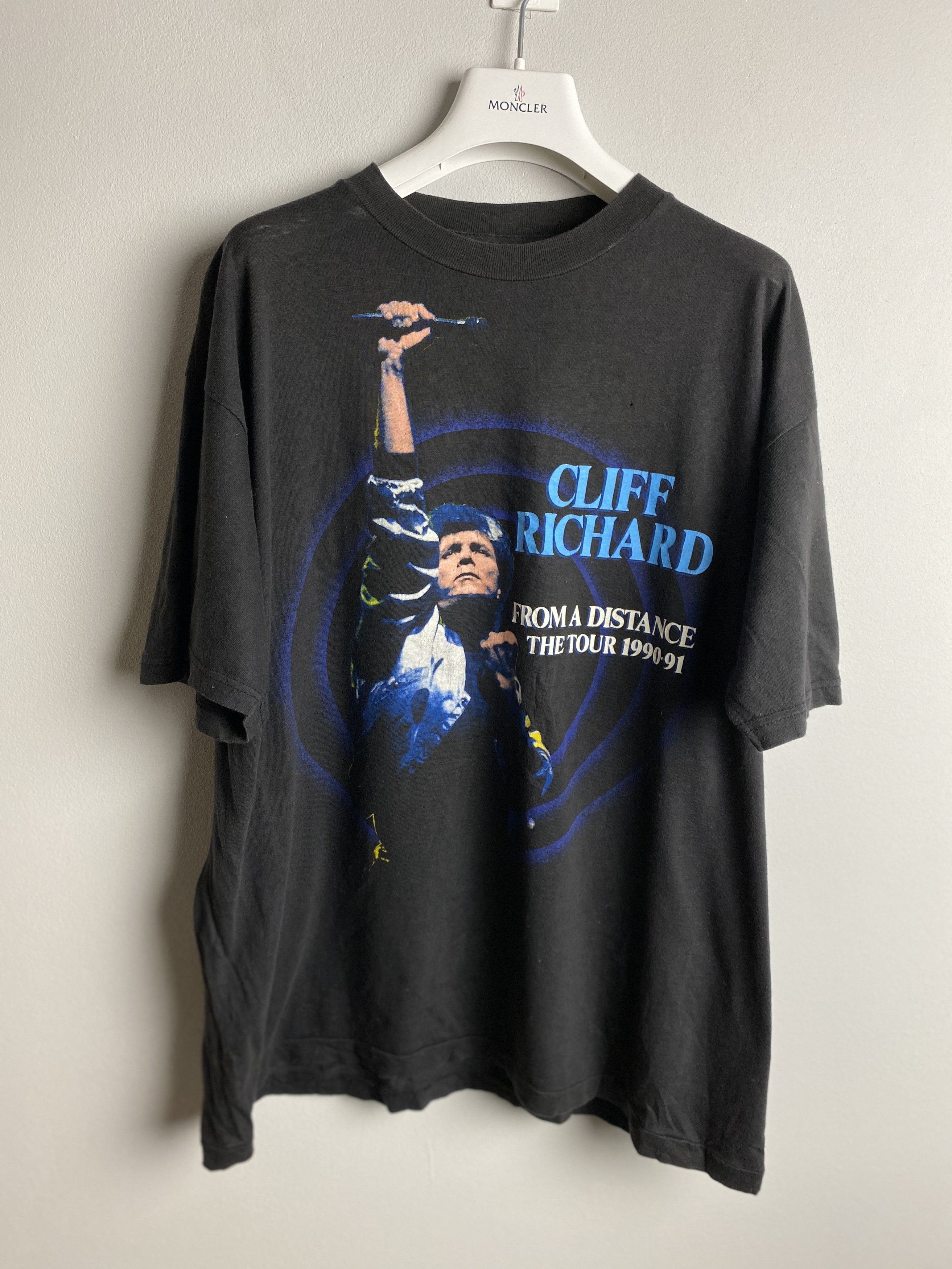 Band Tees × Vintage Vintage Cliff Richard 1990 Tour t-shirt tee printed 90s Size US M / EU 48-50 / 2 - 1 Thumbnail