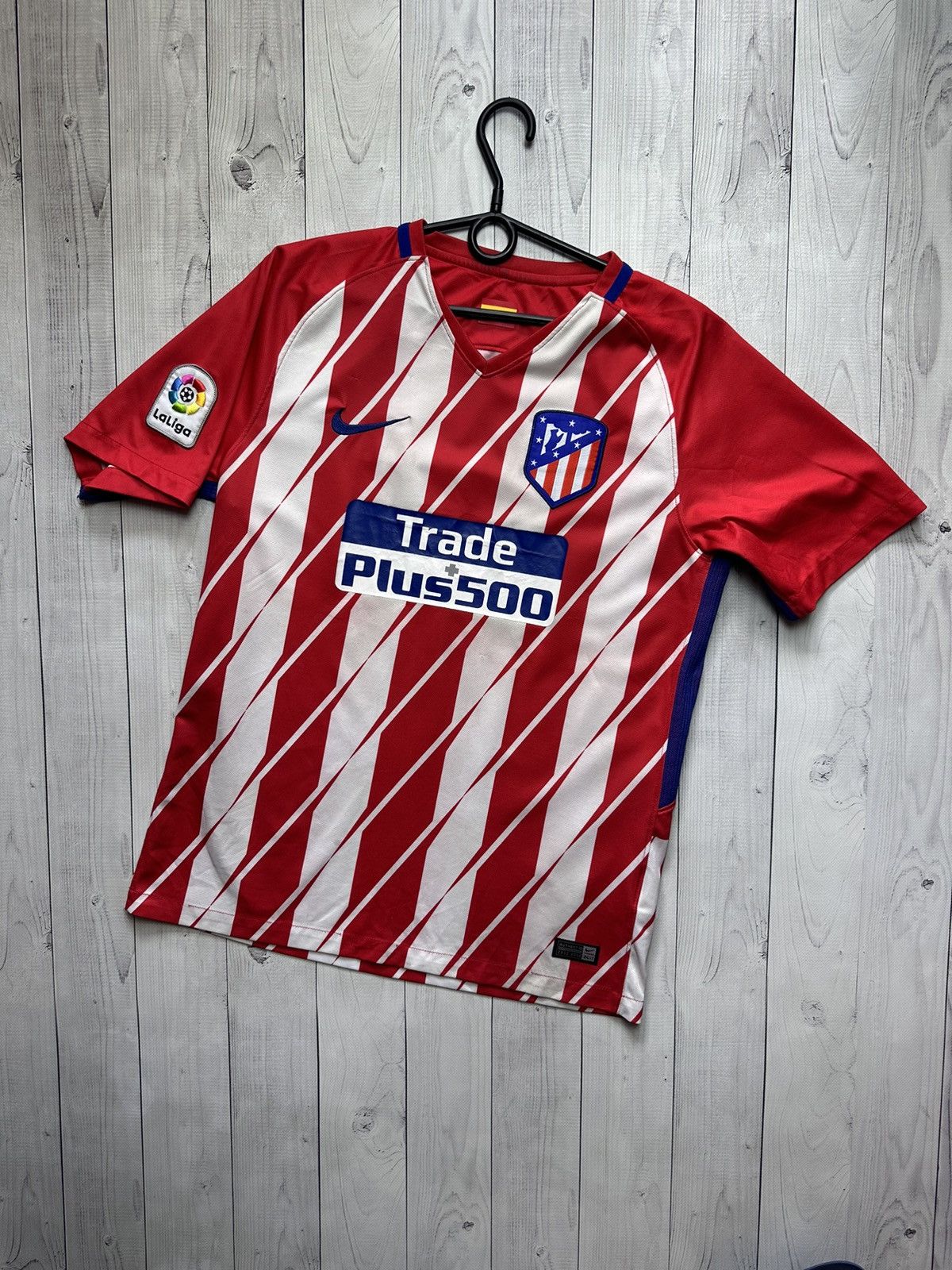 Other Atletico Madrid soccer jersey size M Size US M / EU 48-50 / 2 - 1 Thumbnail