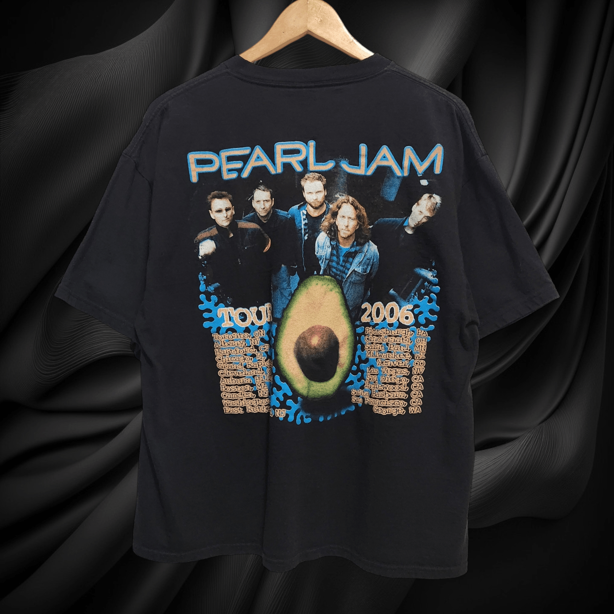 Band Tees × Vintage Vintage 2006 Pearl Jam Avocado Tour Tee Mens