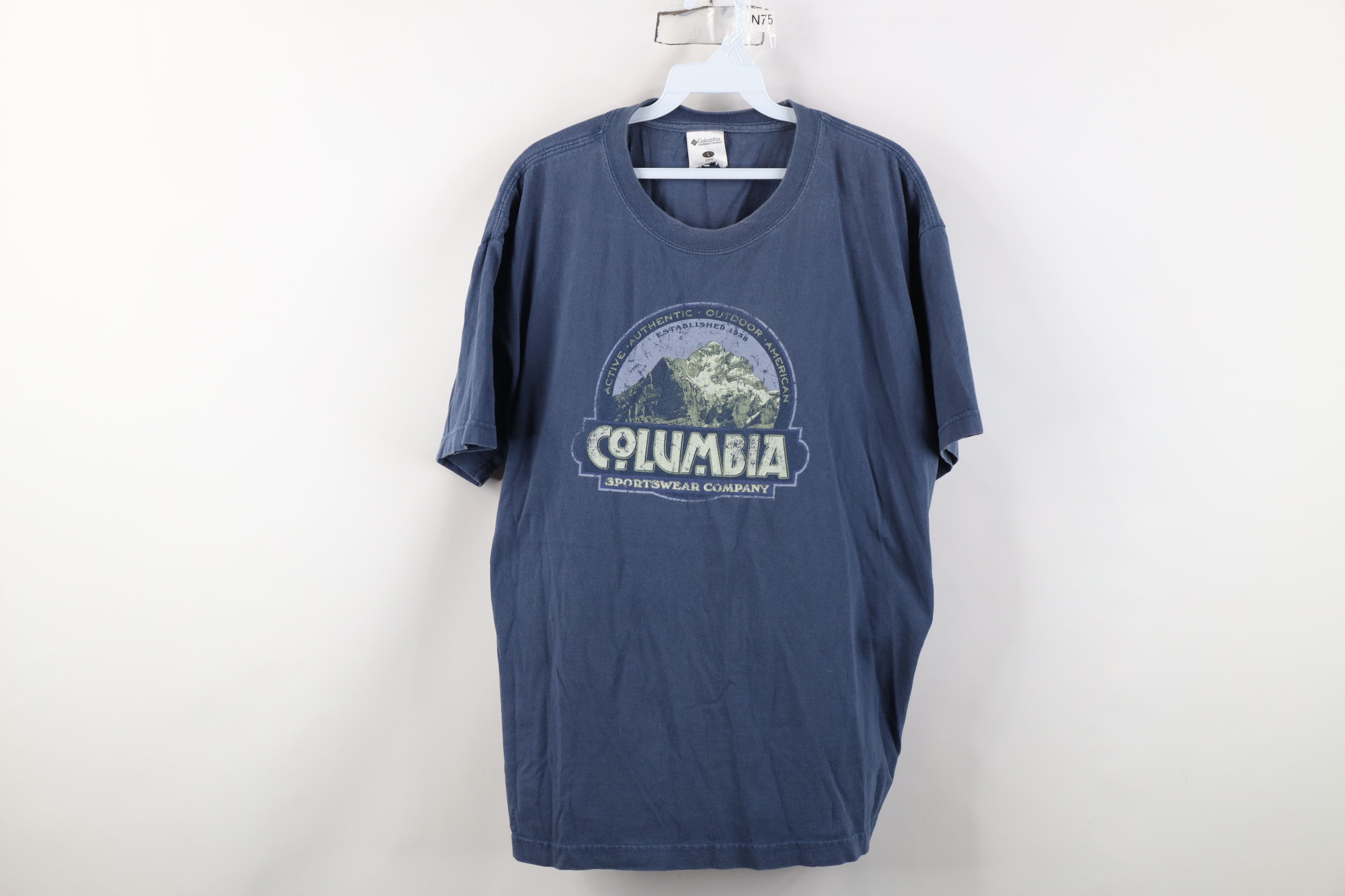 Columbia Vintage 90s Y2K Columbia Spell Out Mountains T-Shirt Blue Size US L / EU 52-54 / 3 - 1 Thumbnail