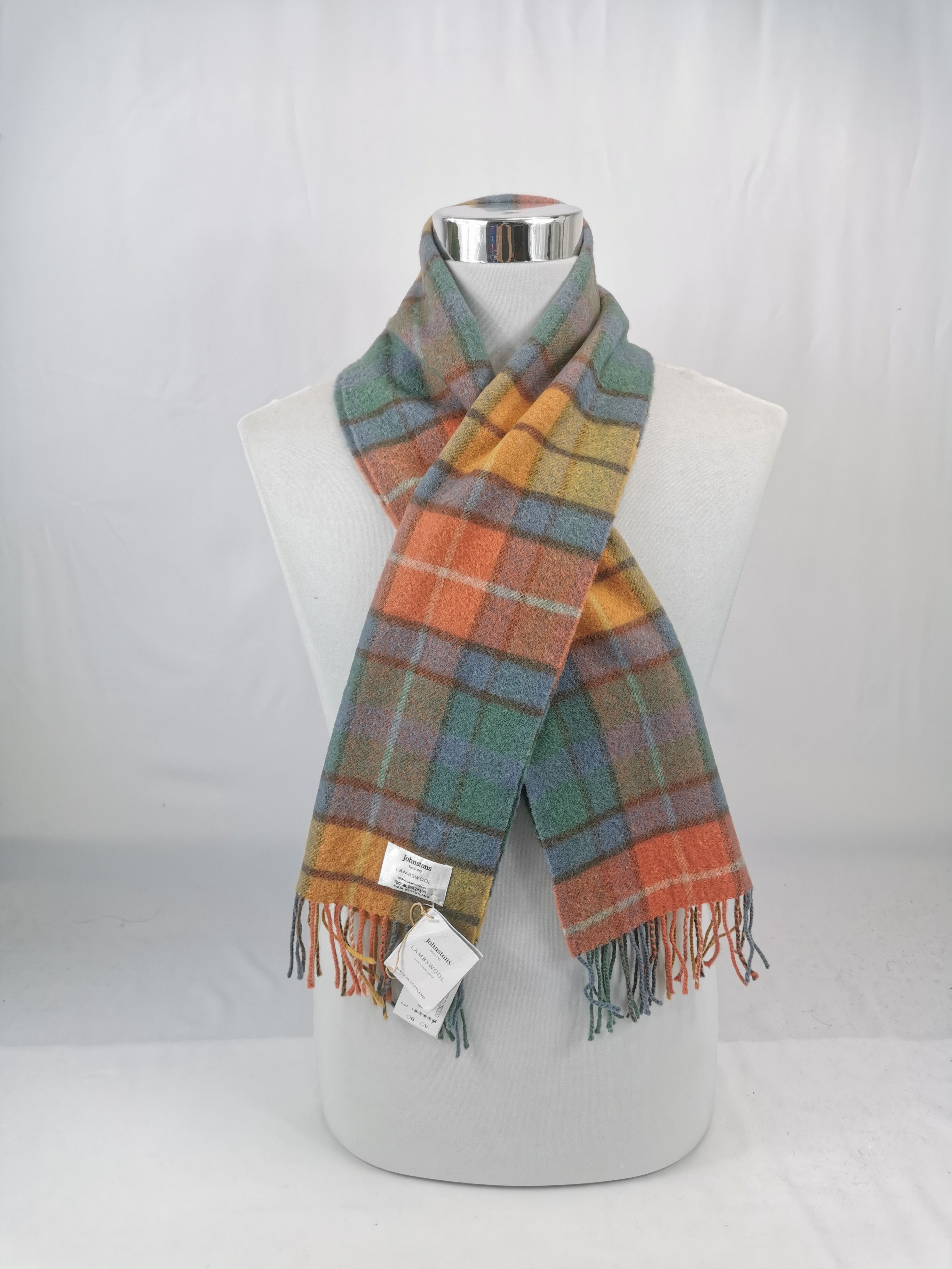 Johnstons Of Elgin NEW Johnston Of Elgin scarf muffler Size ONE SIZE - 9 Thumbnail