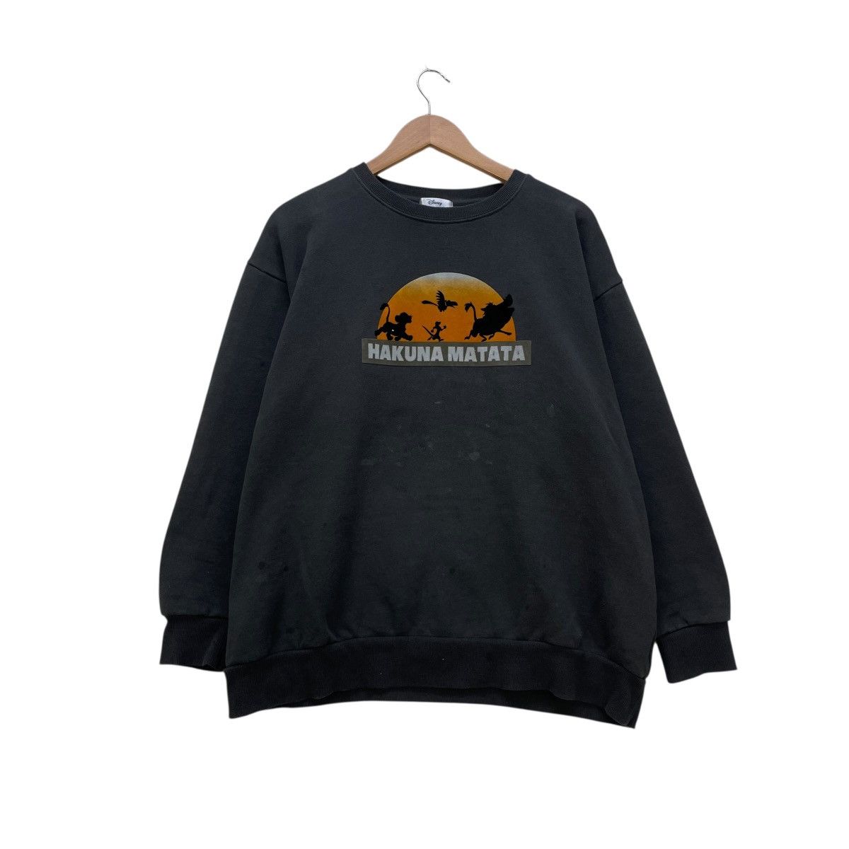 Disney 💥Vintage Disney Lion King Hakuna Matata Sweatshirt Size US M / EU 48-50 / 2 - 1 Thumbnail