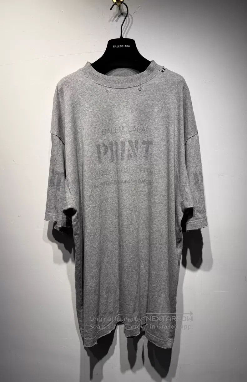Balenciaga Balenciaga Distressed Print Letter Short Sleeve Size US S / EU 44-46 / 1 - 1 Thumbnail