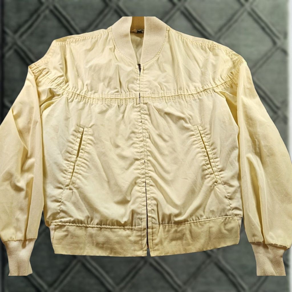Vintage VINTAGE Bomber Jacket Mens M Yellow Lightweight Talon Zip Ribbed Collar 60s Size US M / EU 48-50 / 2 - 1 Thumbnail