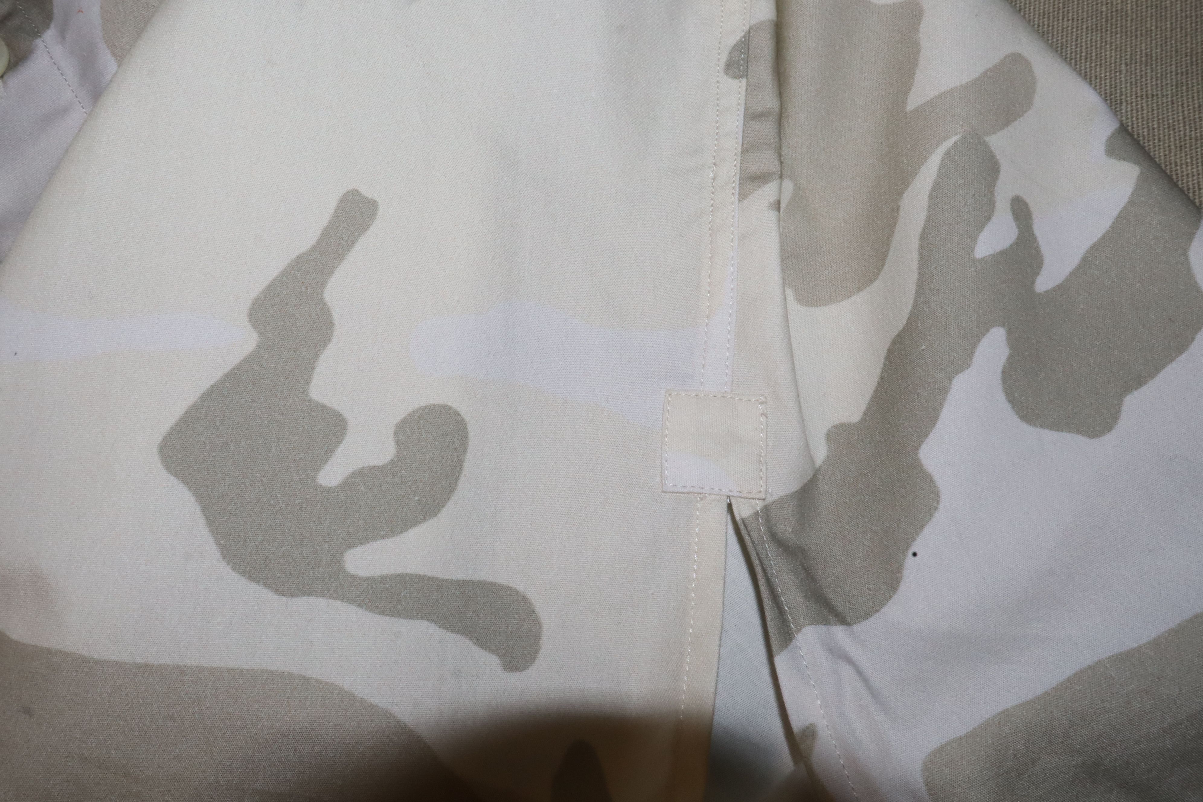 Givenchy Camo logo shirt Size US S / EU 44-46 / 1 - 9 Thumbnail
