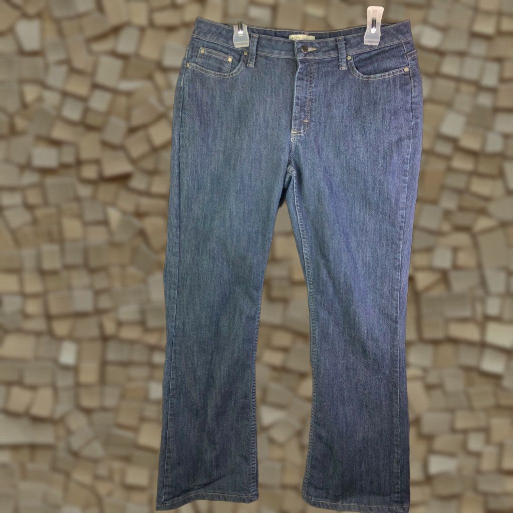 Lee Riders by LEE Mid Rise Bootcut Jeans Womens Size 12 Medium Blue Denim Regular Rise 29 in Inseam Cotton Denim Classic VINTAGE? No Vintage Size 34" / US 12 / IT 48 - 1 Thumbnail