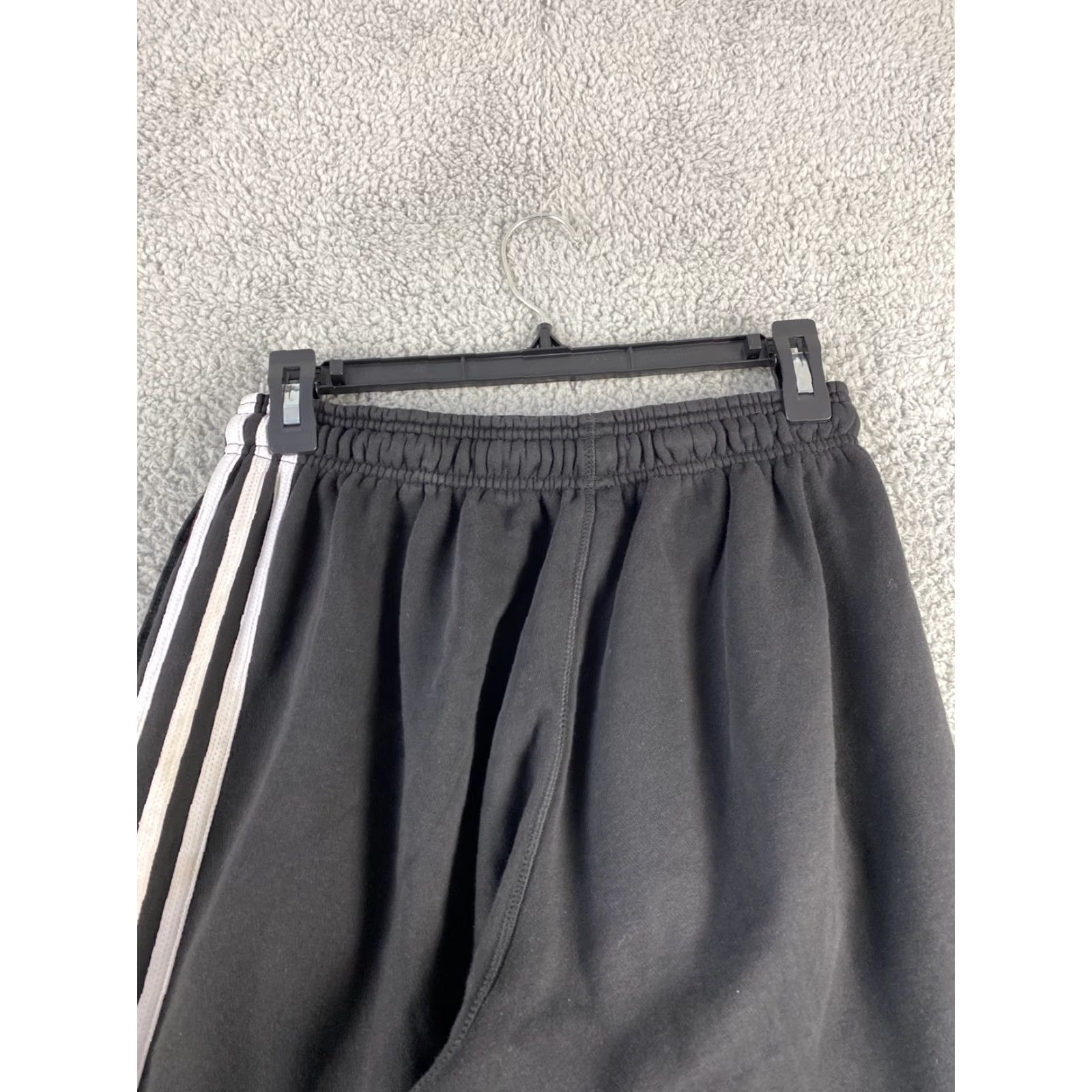 Adidas Adidas triple black sweatpants track pants size men's Small S / 37-21 Size US 29 - 7 Thumbnail