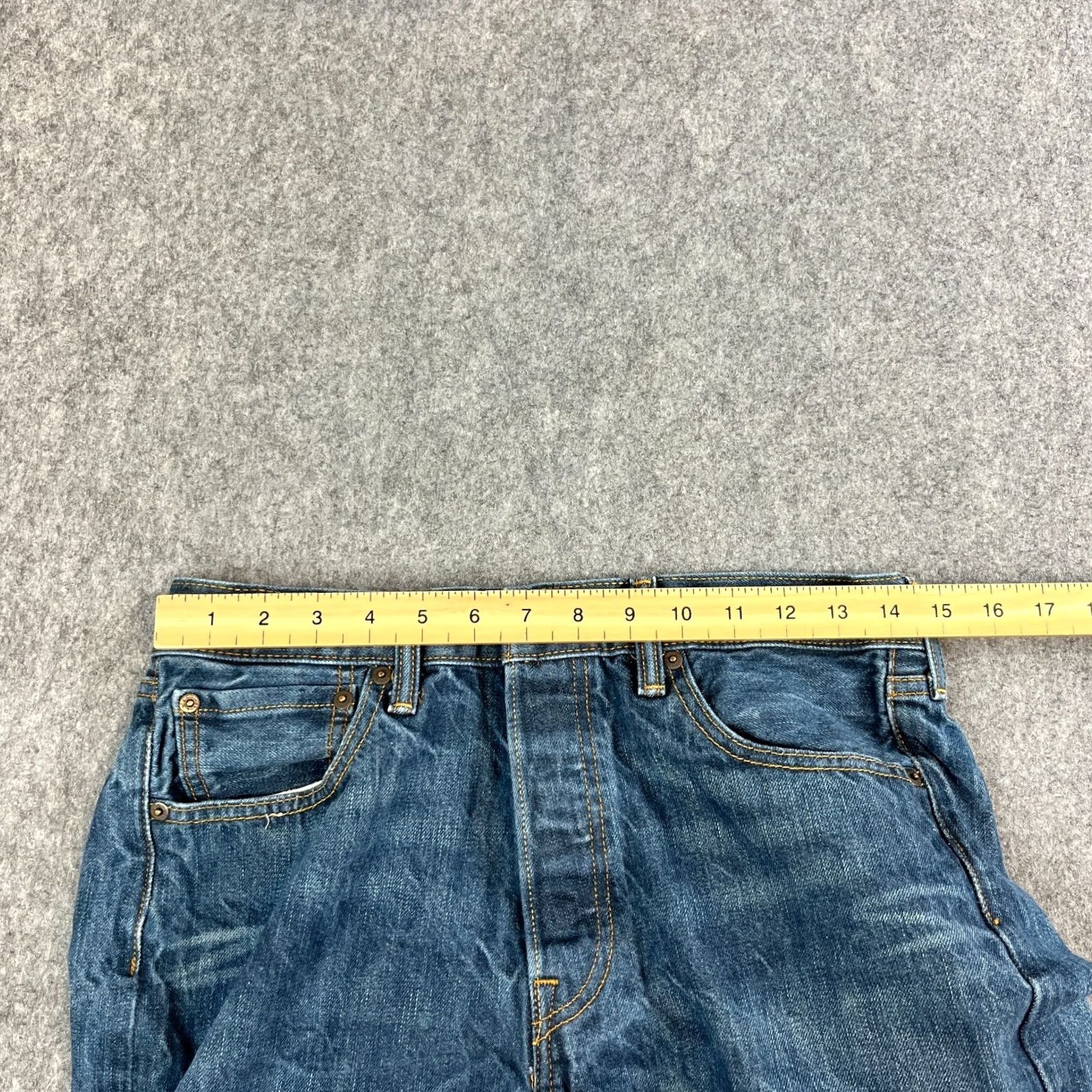 Levi's Levi's 501 Jeans Regular Straight 30 Dark Wash Blue Button Fly Cotton Men's Size US 30 / EU 46 - 6 Thumbnail