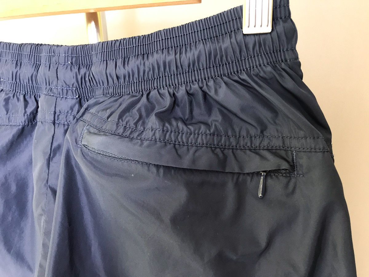 Vintage 90s Nike Mens Spell Out Cuffed Nylon Jogger Pants Blue Size US 32 / EU 48 - 7 Thumbnail