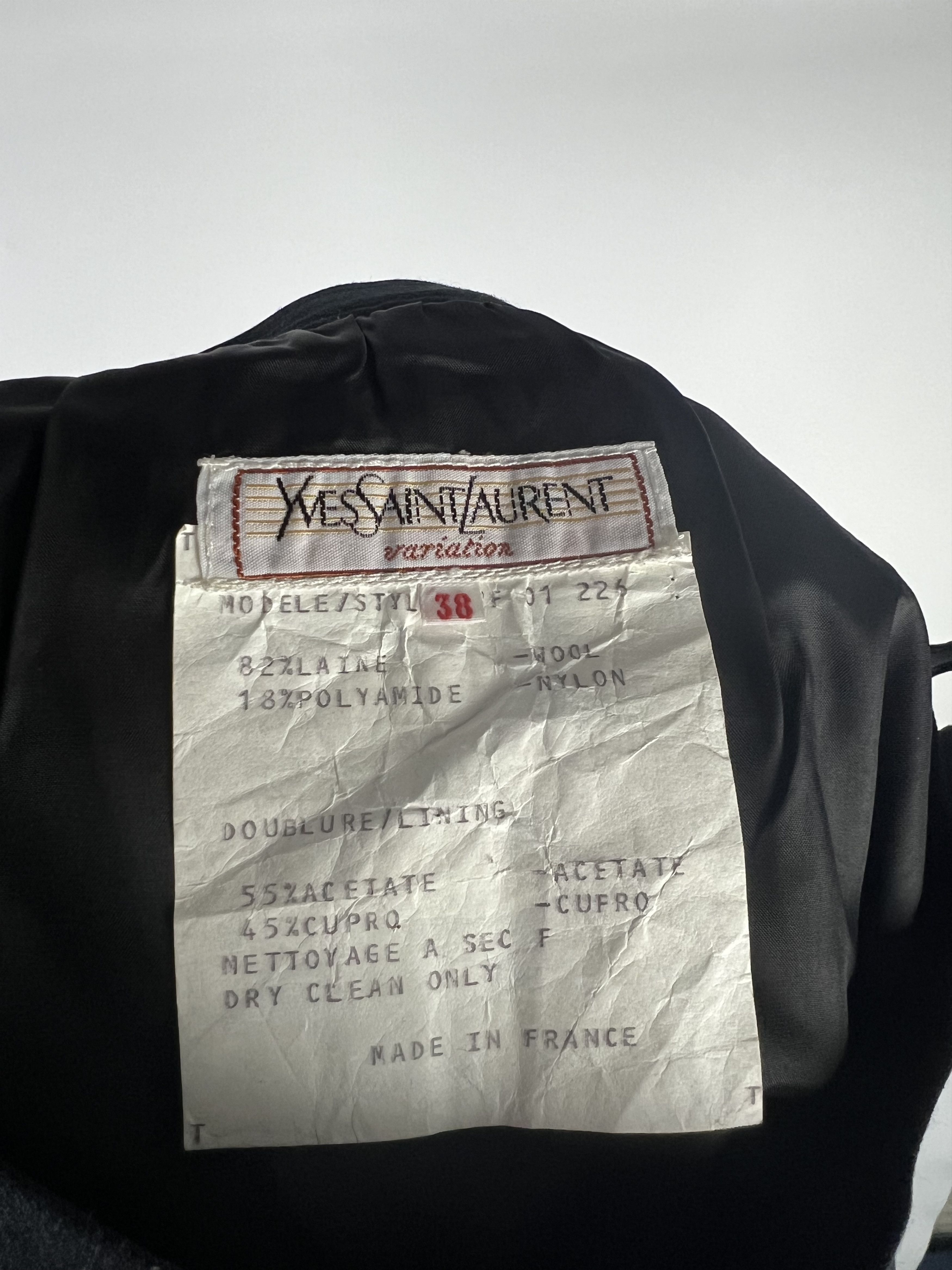 Yves Saint Laurent 90s Rare Vtg Yves Saint Laurent Variation Striped Wool Skirt Size 27" / US 4 / IT 40 - 8 Thumbnail
