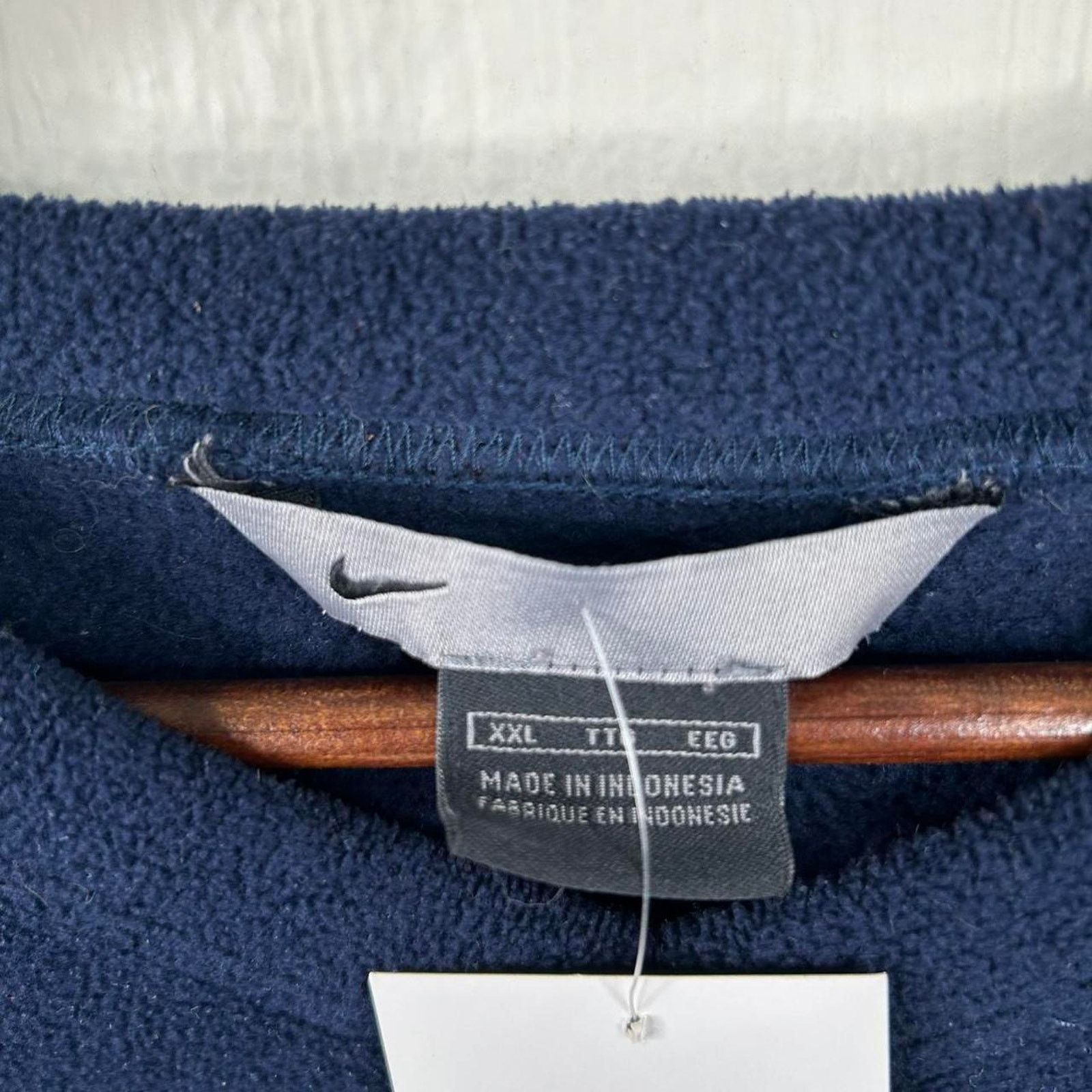 Nike Vintage 90's V-Neck Fleece Crewneck XX-Large Size US XXL / EU 58 / 5 - 6 Thumbnail