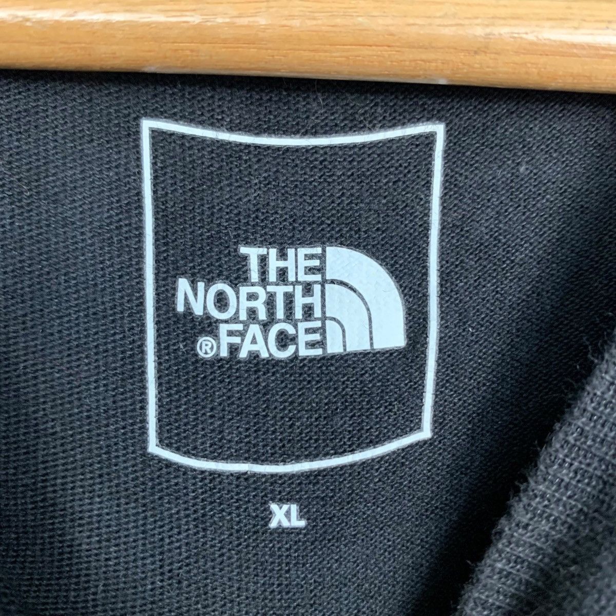 The North Face THE NORTH FACE Big Logo Graphic Long Sleeve Tees #2850-C128 Size US XL / EU 56 / 4 - 12 Thumbnail