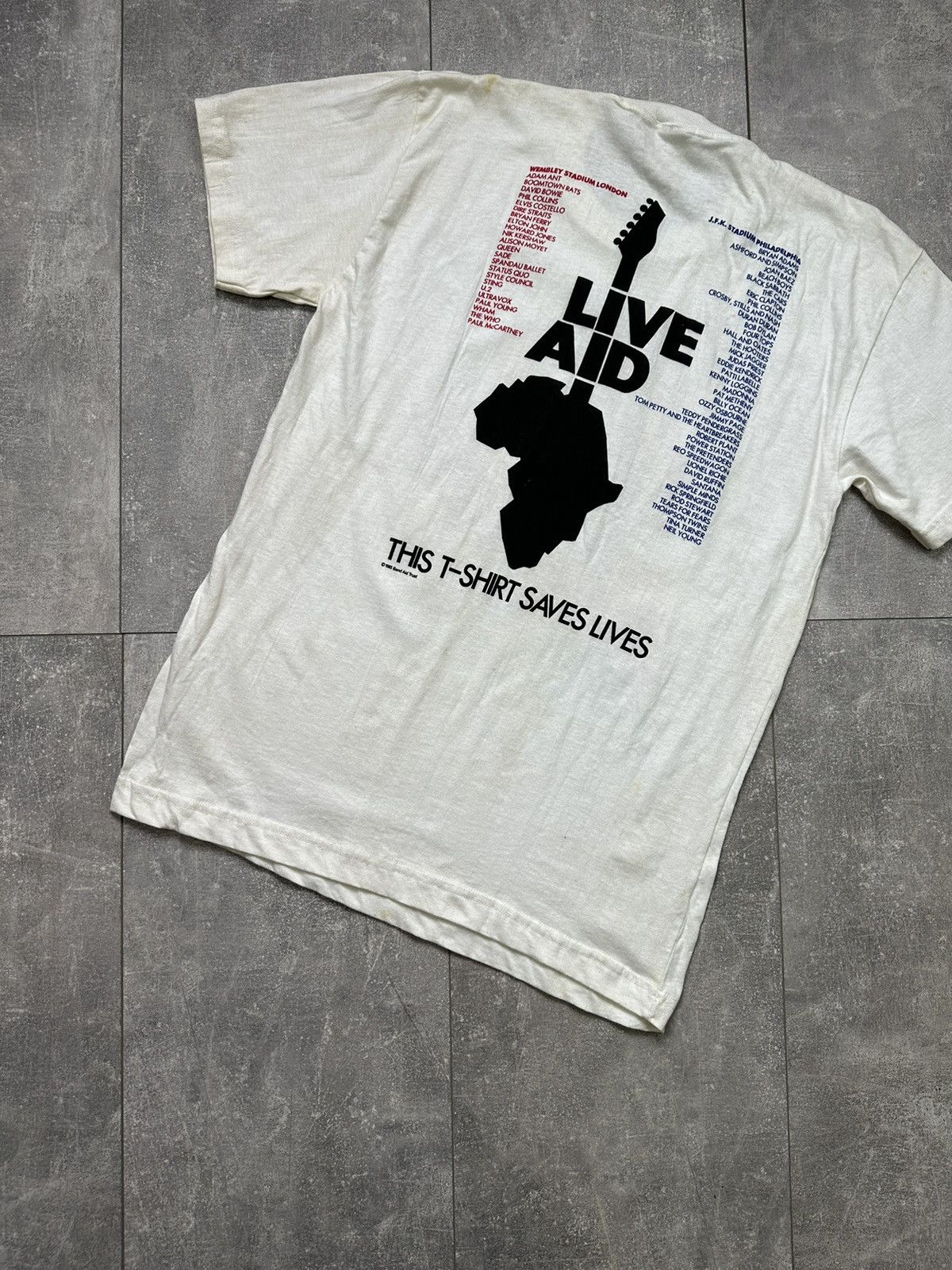 Other Live Air The Global Jukebox 1985 Vintage Rare Band Tee Size US L / EU 52-54 / 3 - 17 Thumbnail