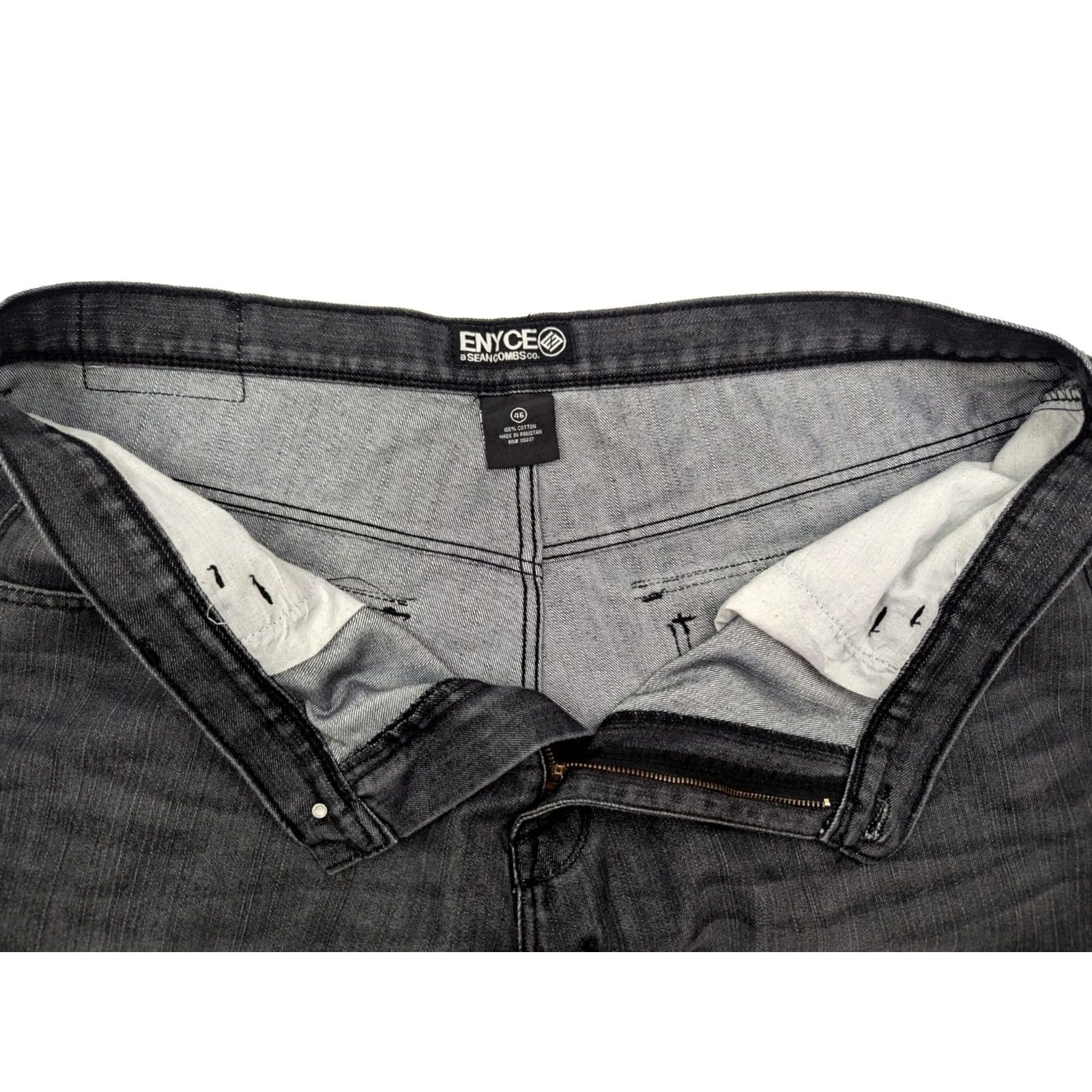 Enyce enyce Baggy Denim Short Men 46 Black Ombre 14in Inseam 5-Pocket 90s Grunge Hip Hop Vintage Size US 30 / EU 46 - 6 Thumbnail