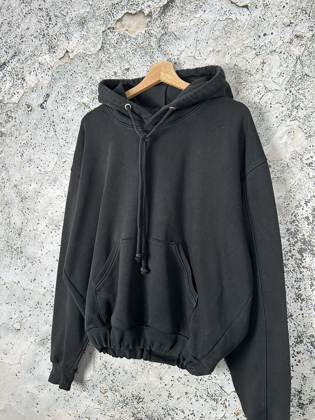 Weekday Weekday Ailin Hooded Sweatshirt Streetwear Skate Rock Size US S / EU 44-46 / 1 - 2 Thumbnail