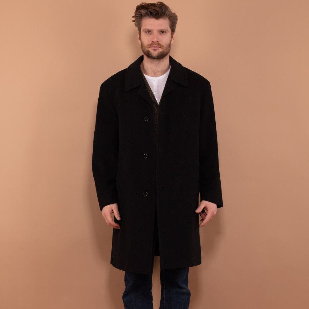 image of Vintage 90's Men Wool And Cashmere Coat In Black (Size Large)