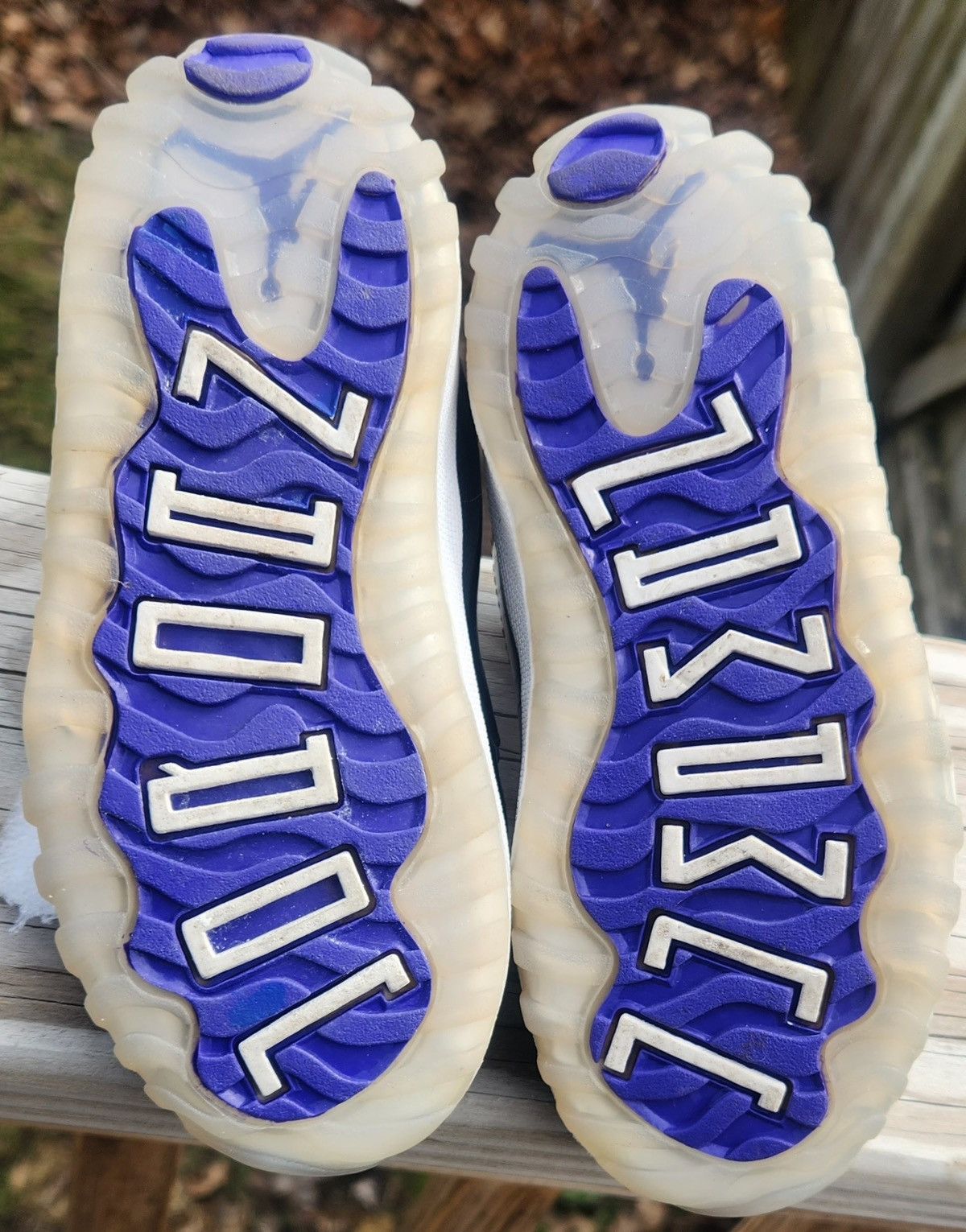 Nike Air Jordan 11 Concord SIZE 10C NO BOX Size US 10 / EU 43 - 2 Thumbnail