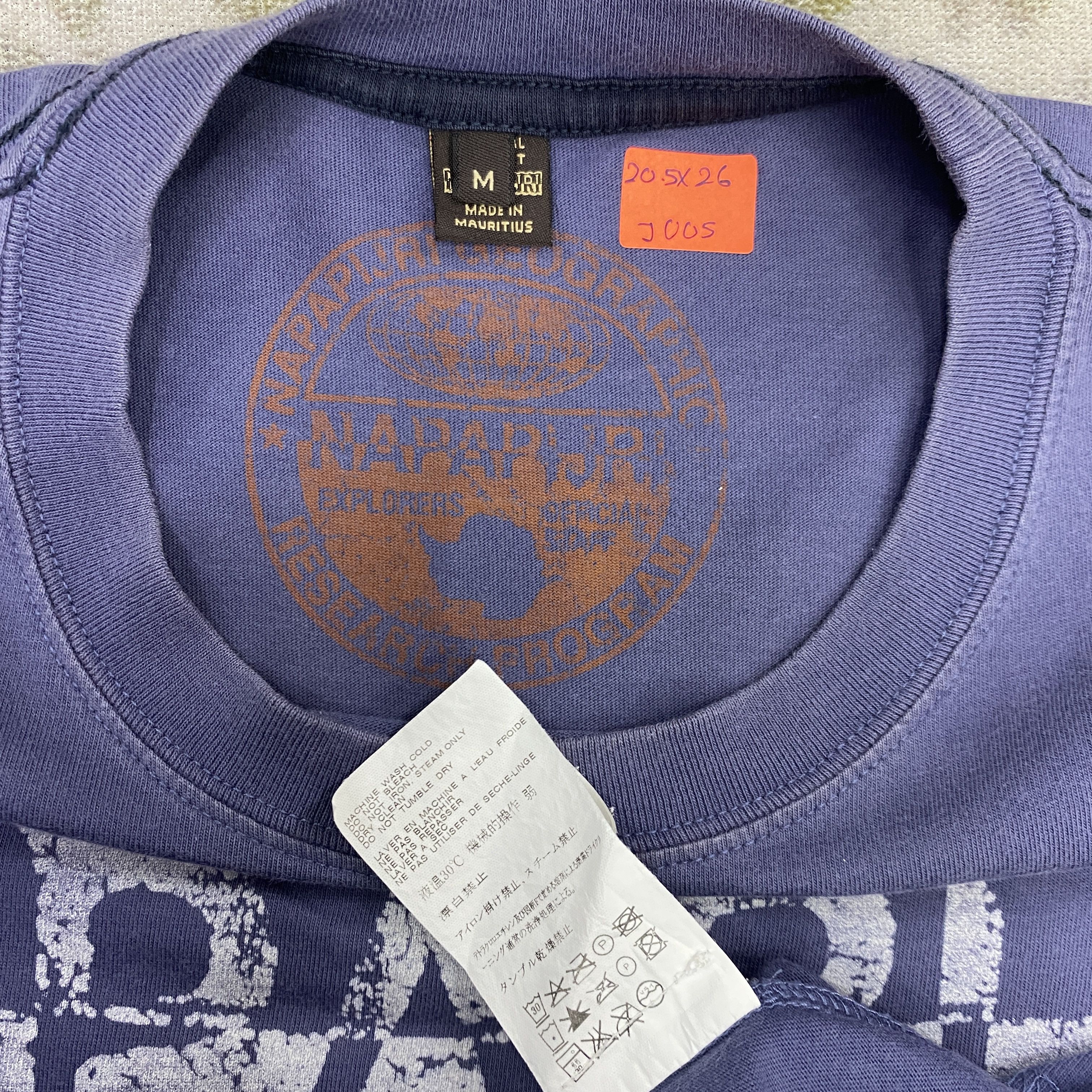 Napapijri Vintage Napapijri Expedition Permit TShirt - J005 Size US M / EU 48-50 / 2 - 4 Thumbnail