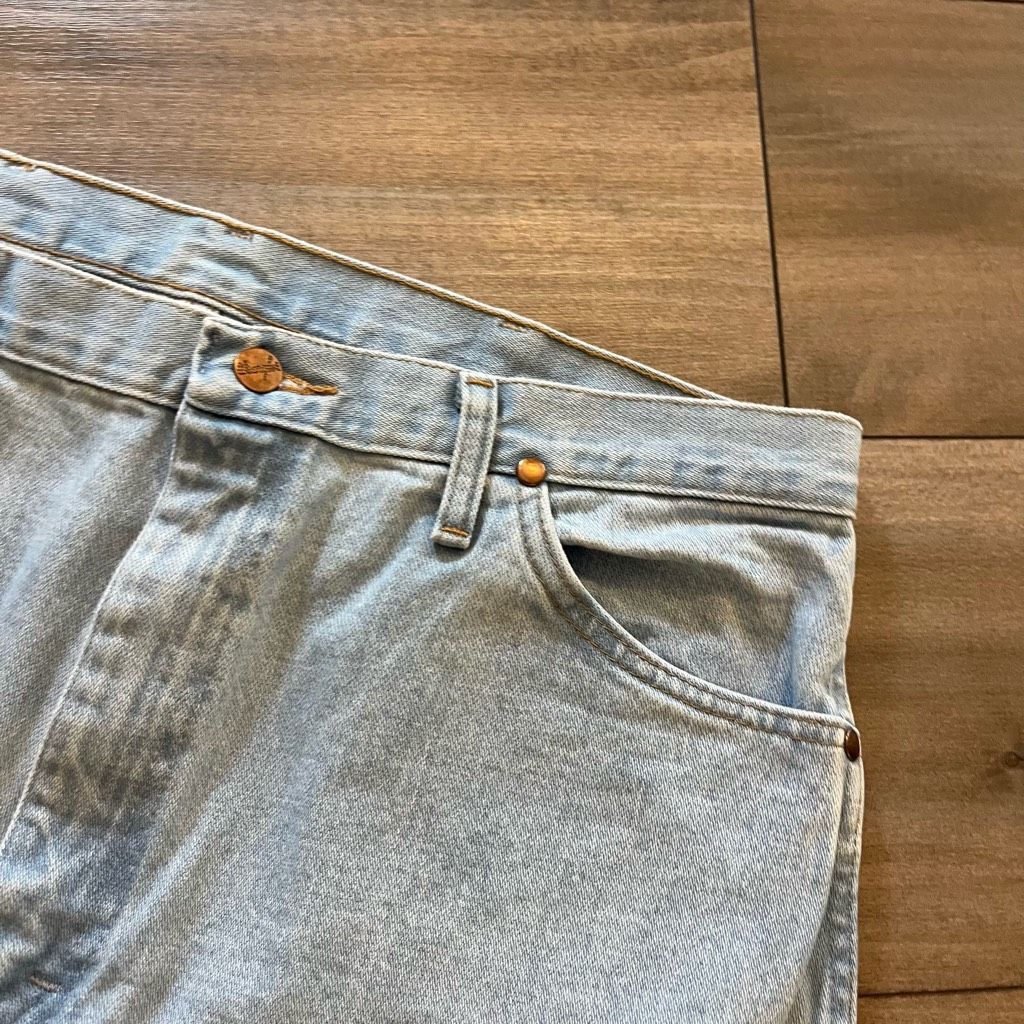 Wrangler Vintage Wrangler Light Wash Denim Cargo Jeans Men 36x32 Size US 36 / EU 52 - 3 Thumbnail