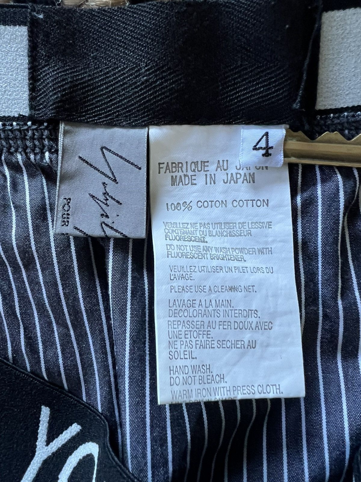 Yohji Yamamoto Yohji Yamamoto Pour Homme AW09 Black/White Pinstripe Shorts Size US 34 / EU 50 - 4 Thumbnail