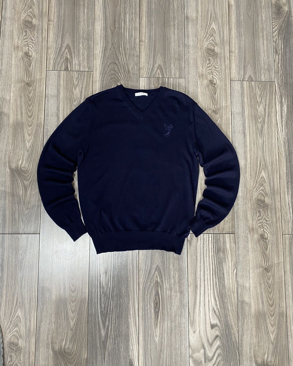 Designer × Versace Vintage Luxury Wool Sweater V-Neck Men’s Size M Size US M / EU 48-50 / 2 - 1 Thumbnail