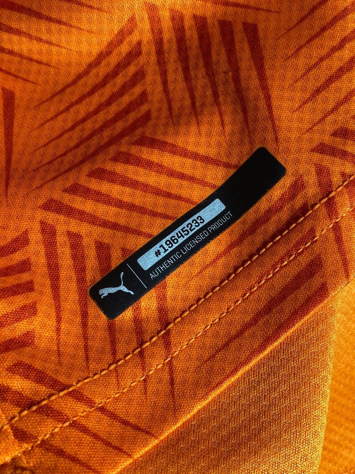 Puma Puma Valencia CF 2020/21 Away Football Shirt Soccer Jersey Size US S / EU 44-46 / 1 - 9 Thumbnail