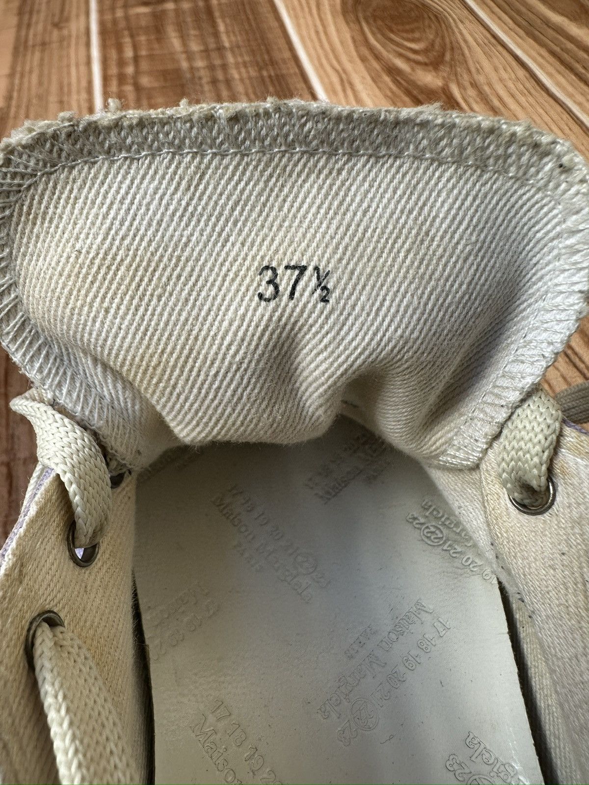 Maison Margiela Maison Martin Margiela TABI Purple Canvas Low Top Sneakers Size US 7.5 / IT 37.5 - 19 Thumbnail