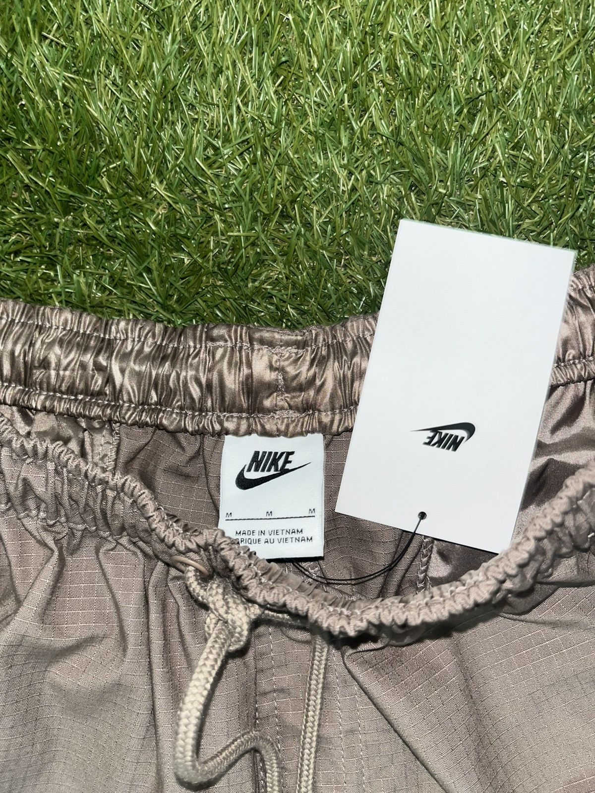 Nike Nike new cargo pants Size US 32 / EU 48 - 4 Thumbnail