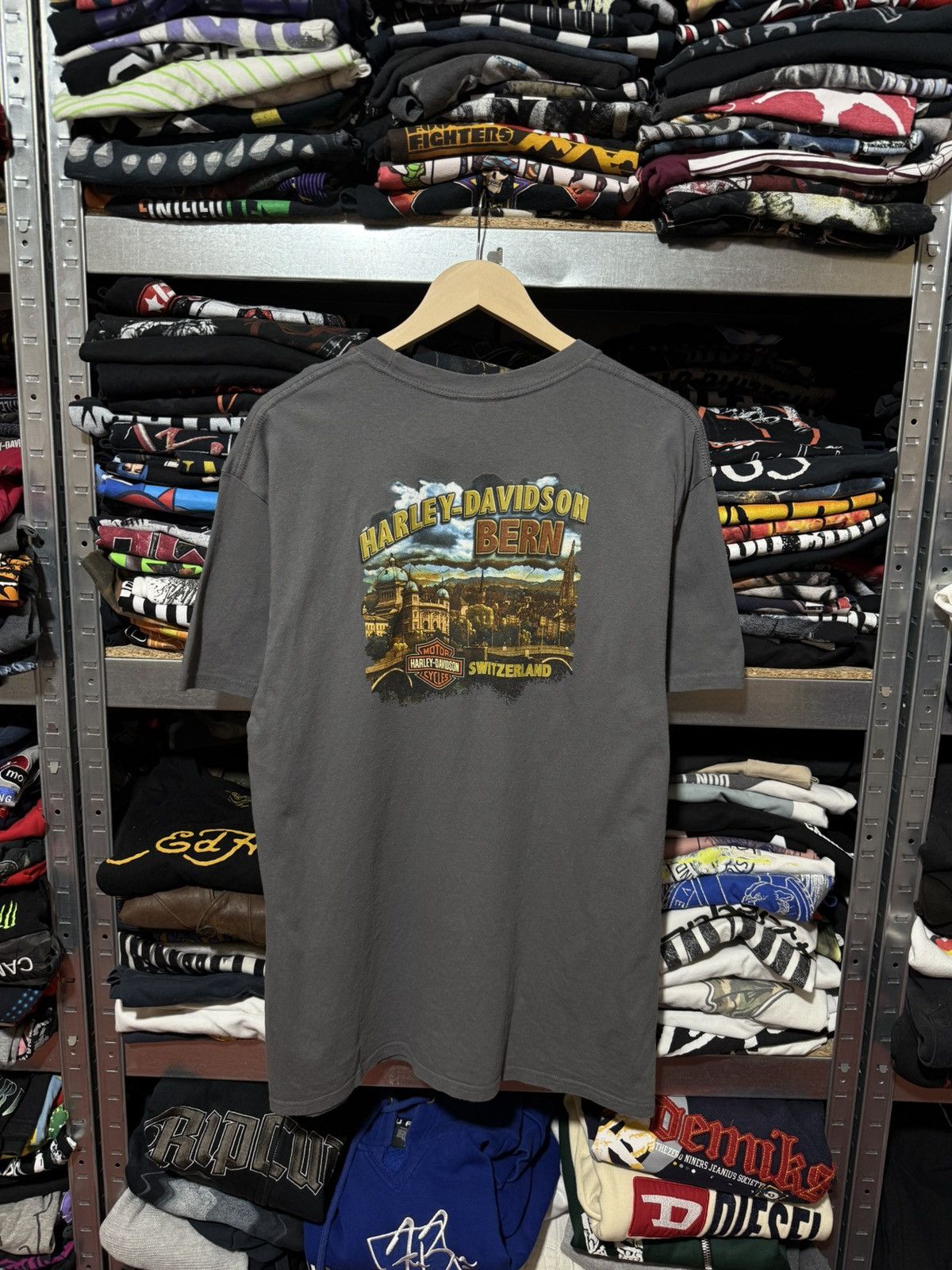 Harley Davidson Vintage 2018 Harley Davidson Bern Switzerland Biker T-Shirt Size US L / EU 52-54 / 3 - 1 Thumbnail
