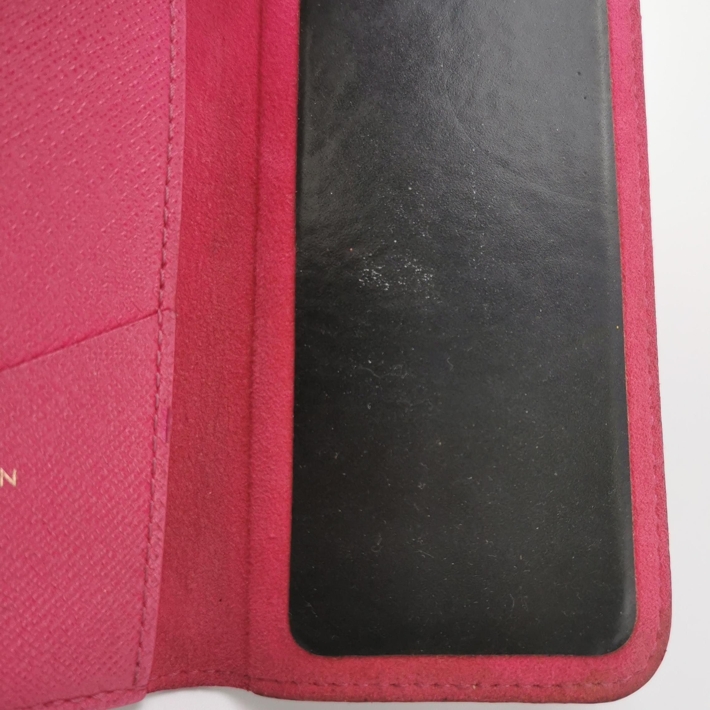 Louis Vuitton Louis Vuitton (LV) Monogram Print Phone Case -y2506 Size ONE SIZE - 8 Thumbnail