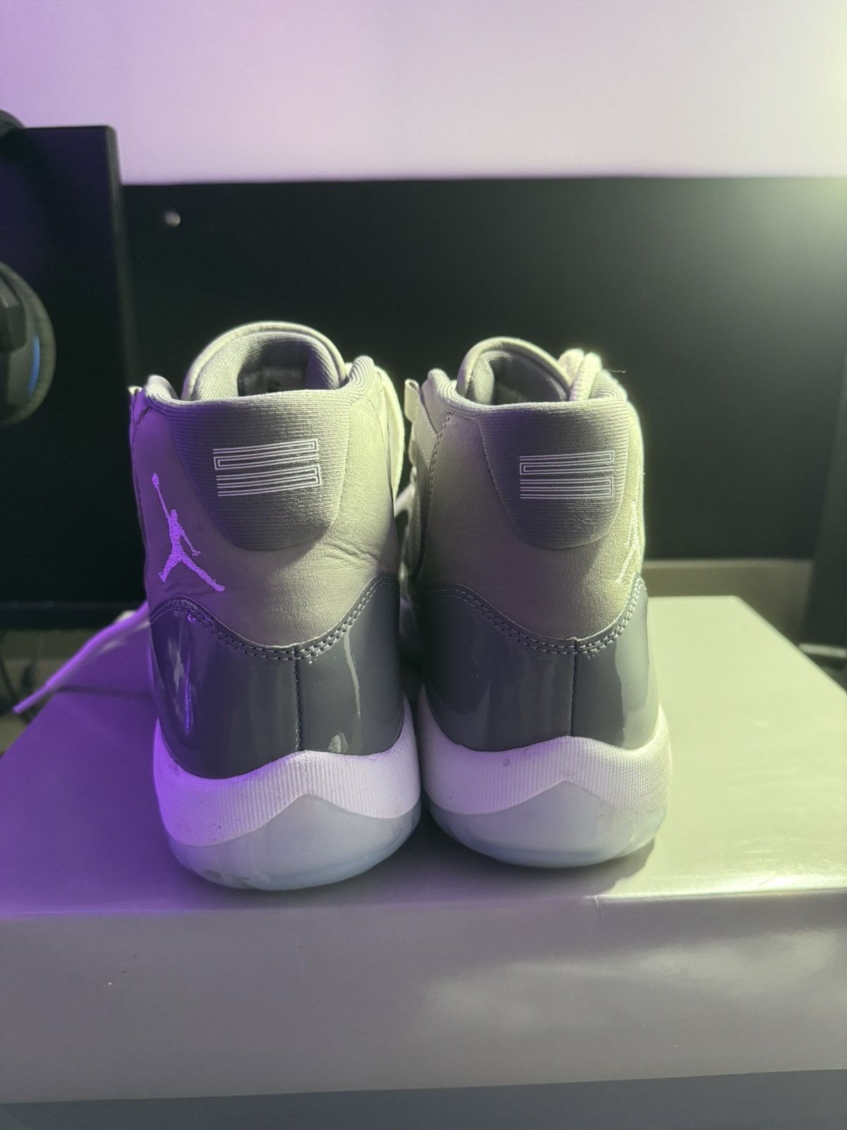 Jordan Brand Jordan 11 Cool Grey Size US 9.5 / EU 42-43 - 2 Thumbnail