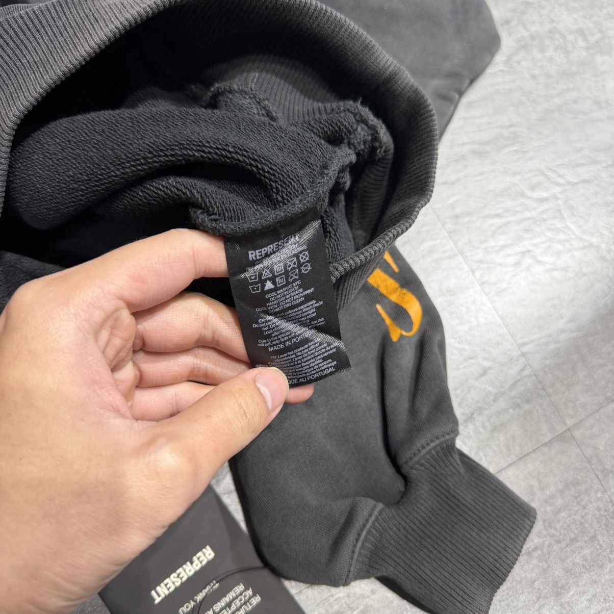 Represent Clo. Represent Reborn Hoodie Aged Black Size US S / EU 44-46 / 1 - 4 Thumbnail