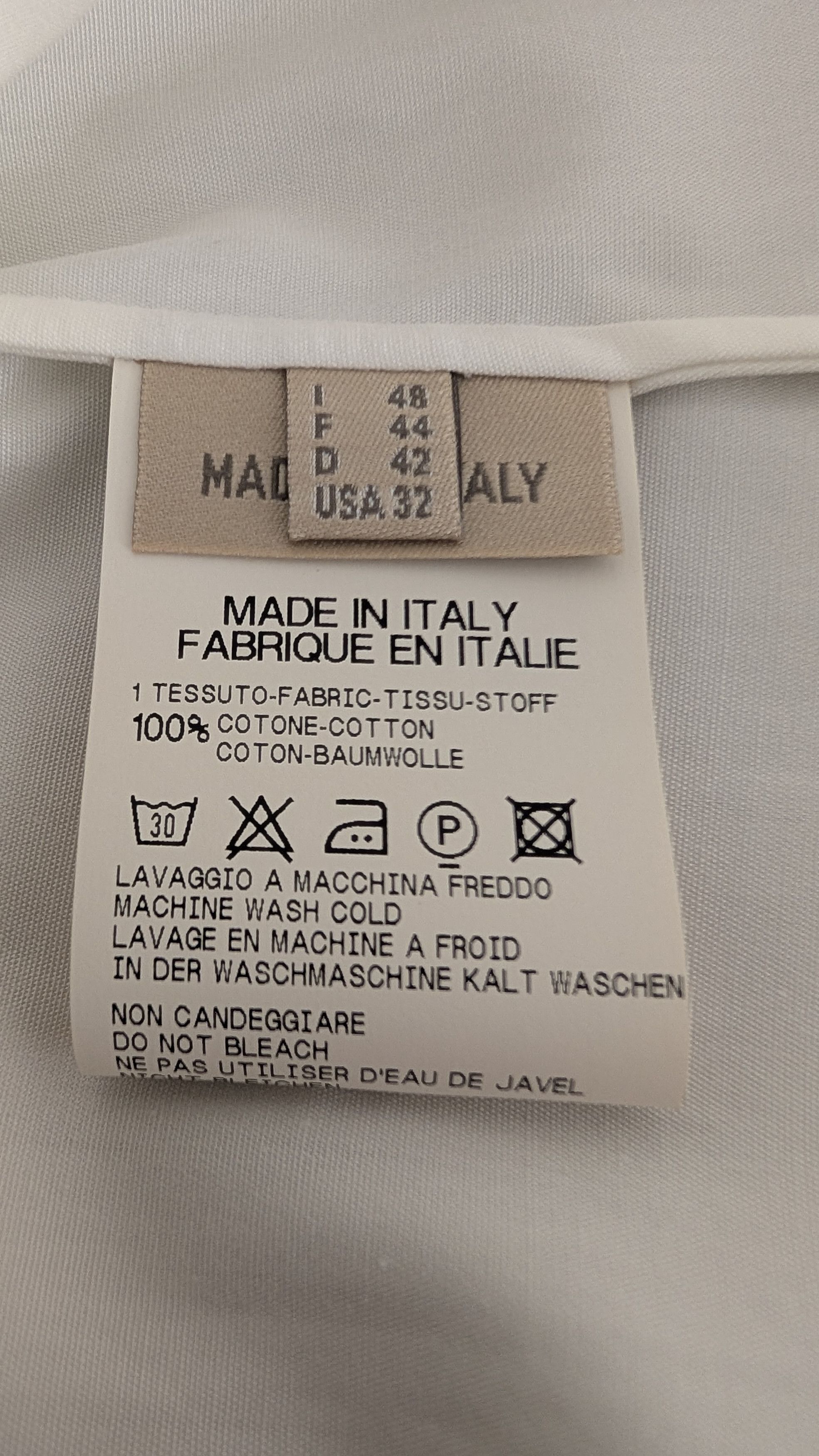 Marithe + Francois Girbaud Marithe Francois Girbaud Womens White Button Shirt W/Chain Size XL / US 12-14 / IT 48-50 - 9 Thumbnail