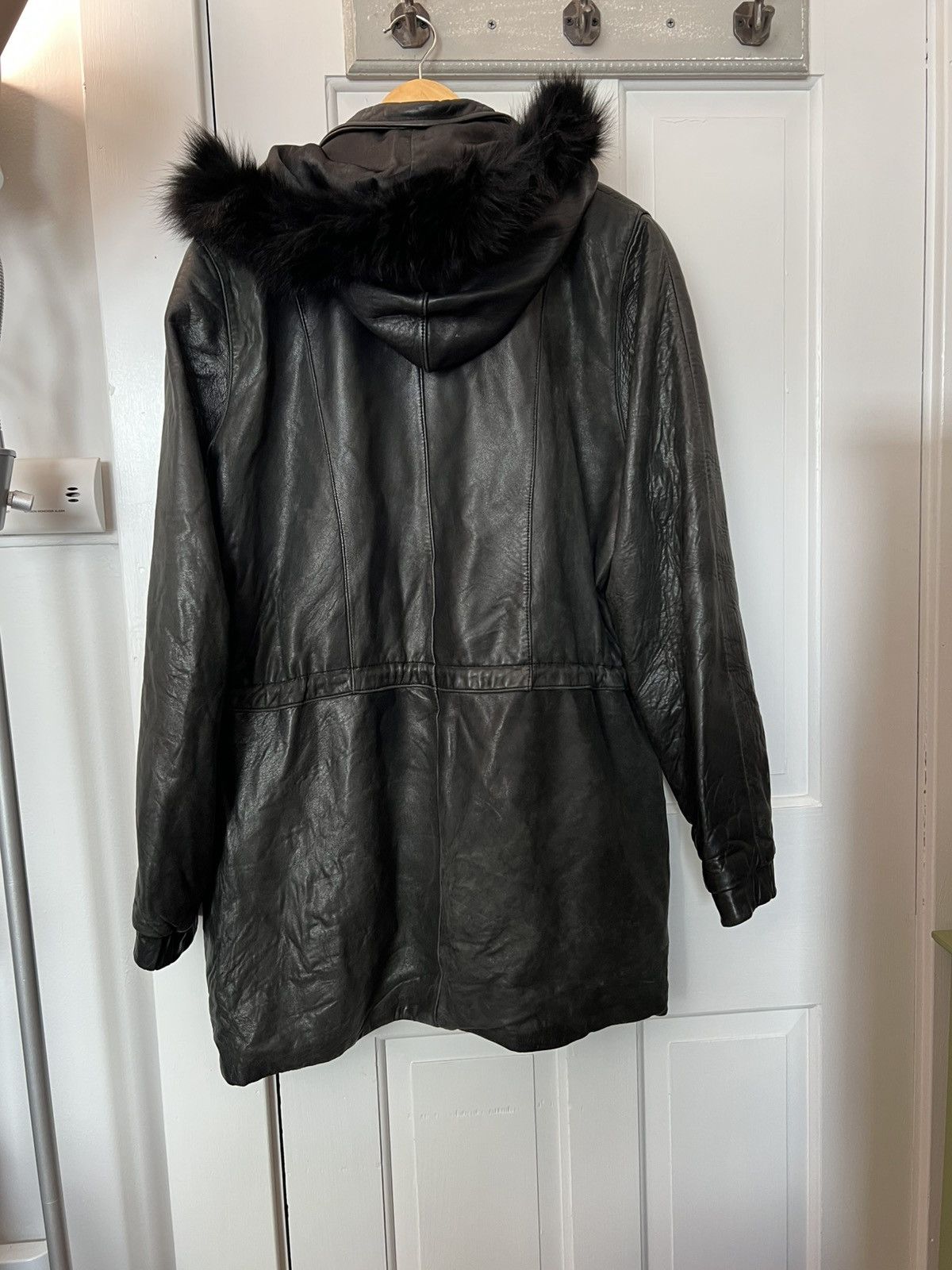 Worthington Worthington Vintage Women's Lamb Skin Coat With Fur Hood Size M / US 6-8 / IT 42-44 - 2 Thumbnail