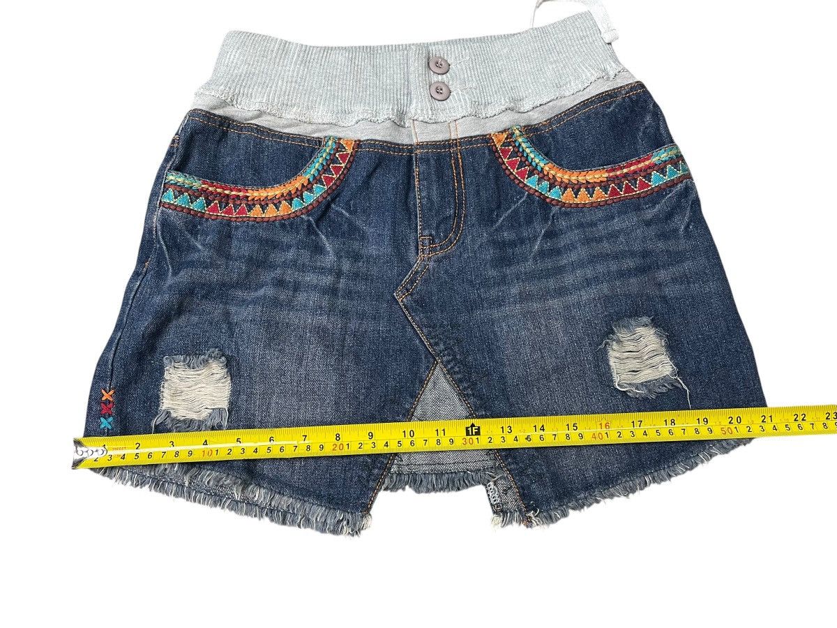 Japanese Brand Vintage Anti Ballistic Aztec Pattern Mini Skirt Streetwear Size 27" / US 4 / IT 40 - 8 Thumbnail