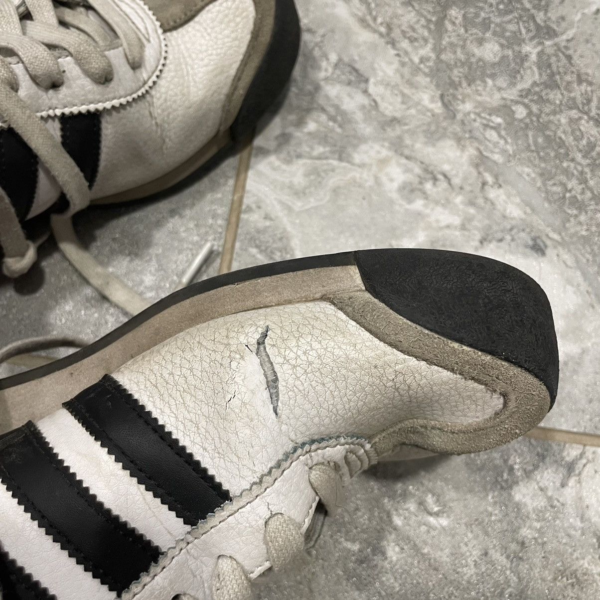 Adidas Adidas Samoa LEA White Black boots shoes sneakers speed og Size US 8.5 / EU 41-42 - 10 Thumbnail