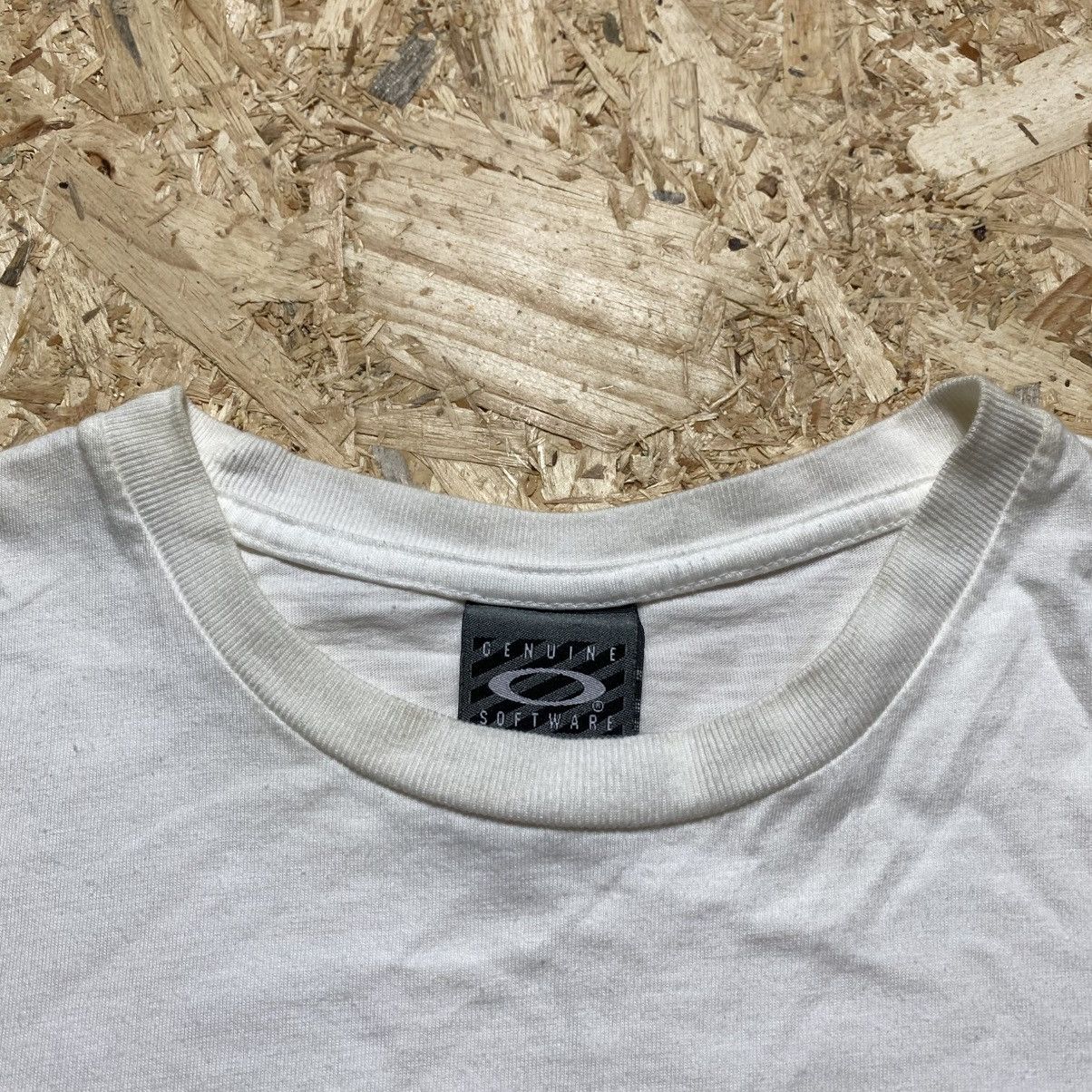 Oakley Vintage Y2K Oakley Tee Size US L / EU 52-54 / 3 - 4 Thumbnail