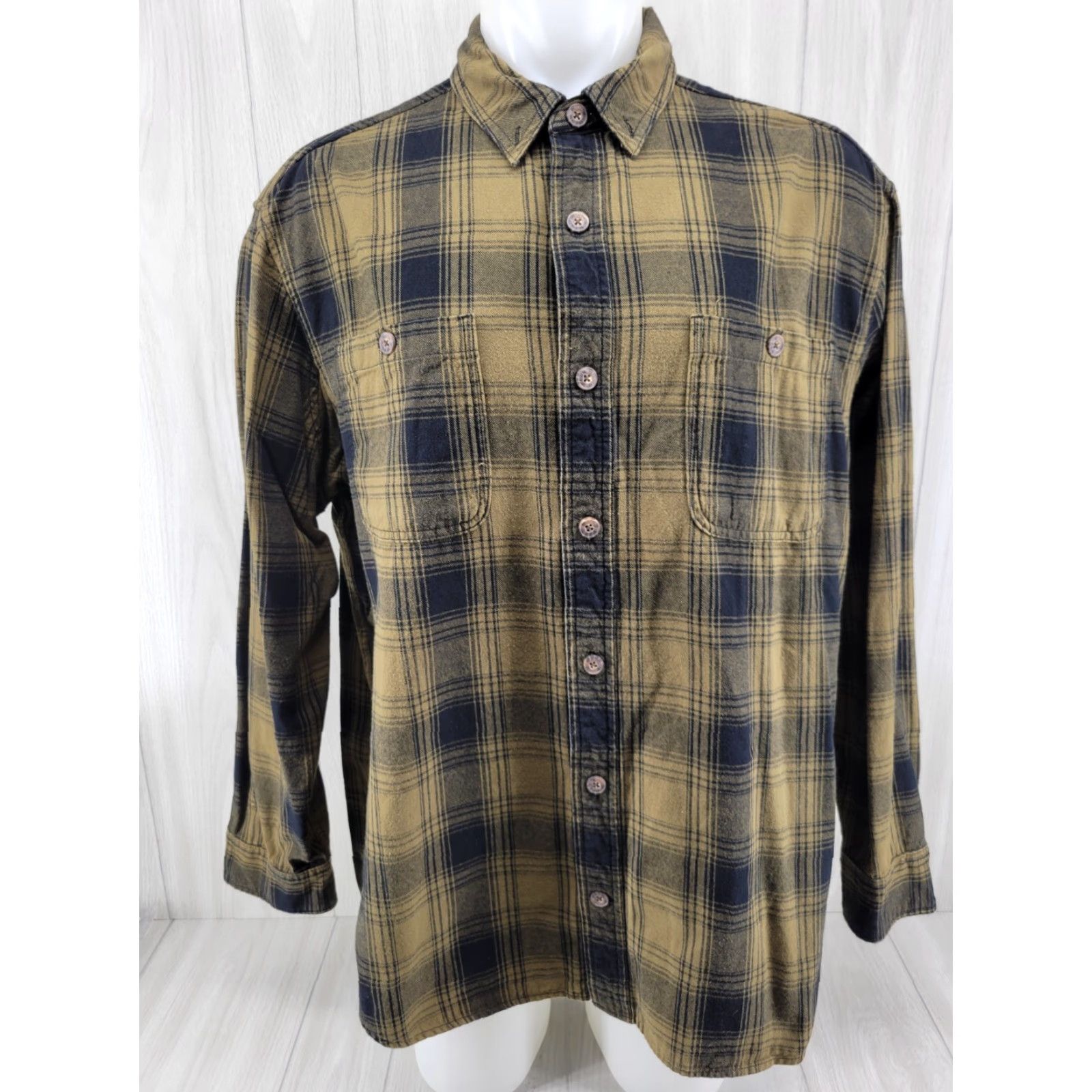 CO Duluth Flannel Shirt Mens XL Olive Green Plaid Button-Front Easy Care Relaxed All Seasons Shirt Size US XL / EU 56 / 4 - 2 Thumbnail