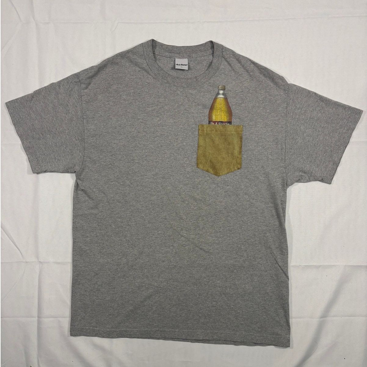 40's & Shorties 40's & Shorties Hidden Bottle Chest Pocket Graphic T-shirt Size US XL / EU 56 / 4 - 2 Thumbnail