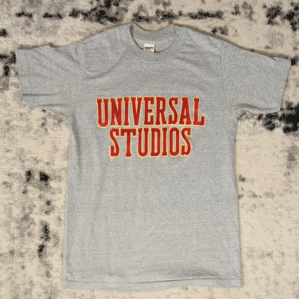 Vintage Vintage Single Stitch Universal Studios Made in USA T-Shirt Size US M / EU 48-50 / 2 - 1 Thumbnail