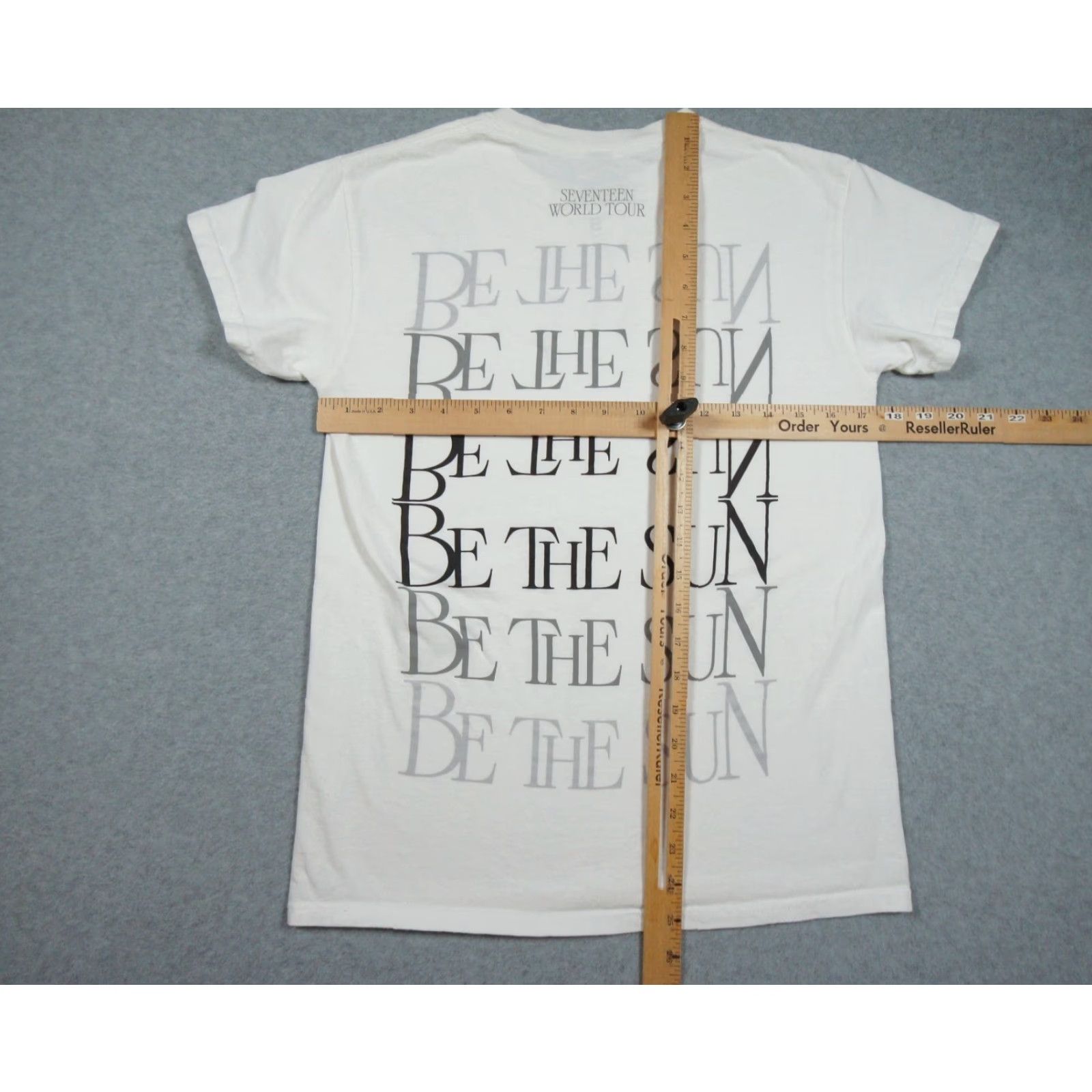 Vintage Seventeen Shirt Mens Small White Kpop Tee Be The Sun World Tour Concert Logo Print #Kpop #Seventeen Mens S White World Tour Size US S / EU 44-46 / 1 - 6 Thumbnail