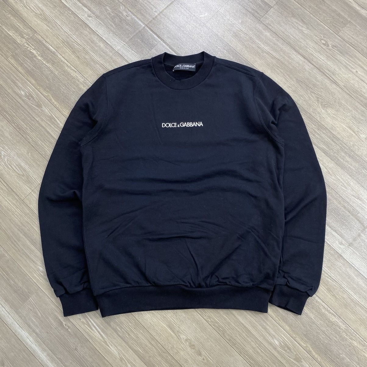 Dolce & Gabbana 2000s Dolce & Gabbana Italy Iconic Logo Embroidired Crewneck Size US M / EU 48-50 / 2 - 1 Thumbnail