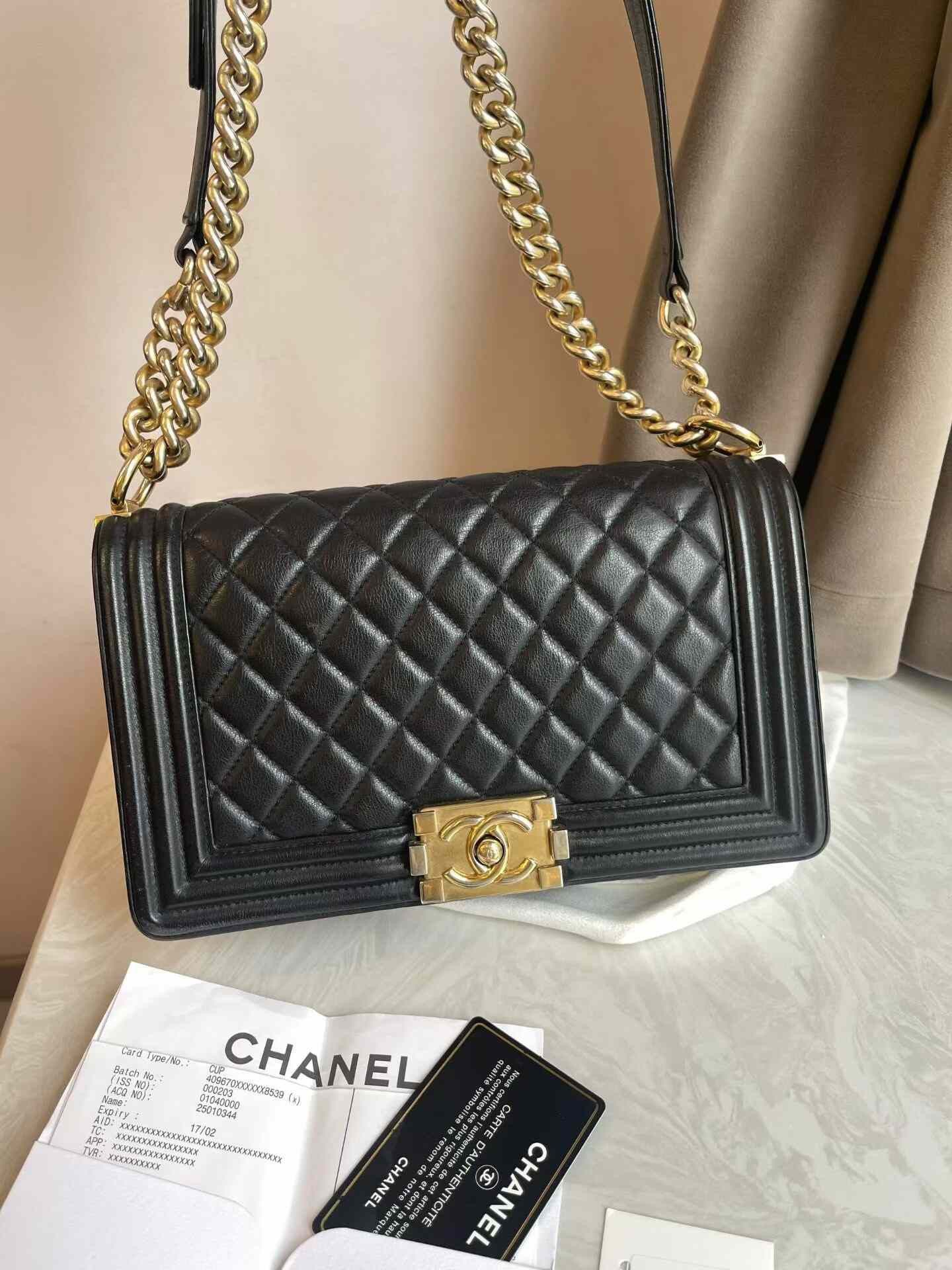 Chanel Pre-loved Bag Very good condition Size ONE SIZE - 1 Thumbnail