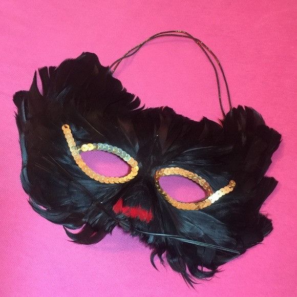 Other Black Feather Cat Mask With Whiskers Size ONE SIZE - 1 Thumbnail