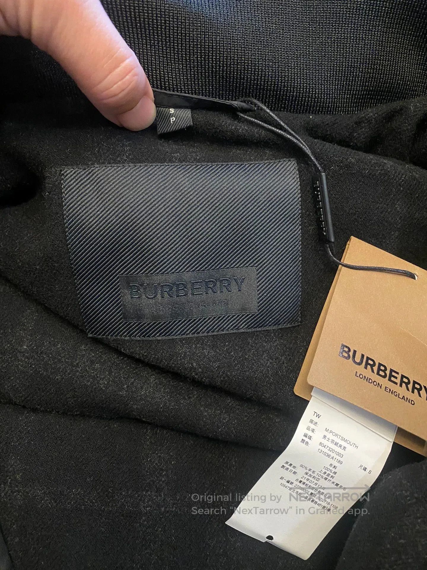 Burberry Black Puffer Jacket with Hood, Size S. Size US S / EU 44-46 / 1 - 6 Thumbnail