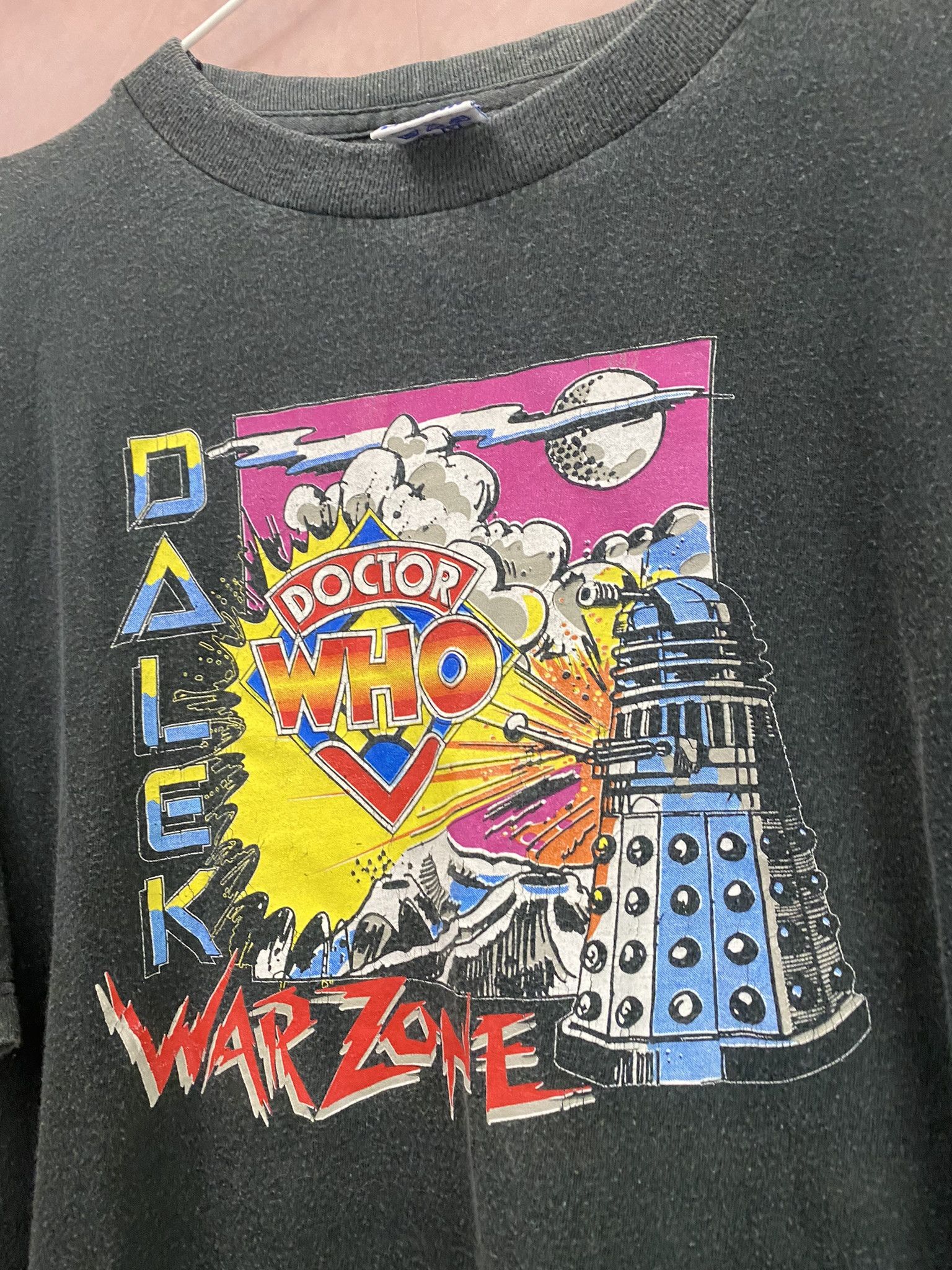 Band Tees × Vintage 90s Sierra Teez Doctor Who Dalek Warzone Sci-Fi TV T-Shirt Size US XL / EU 56 / 4 - 2 Thumbnail