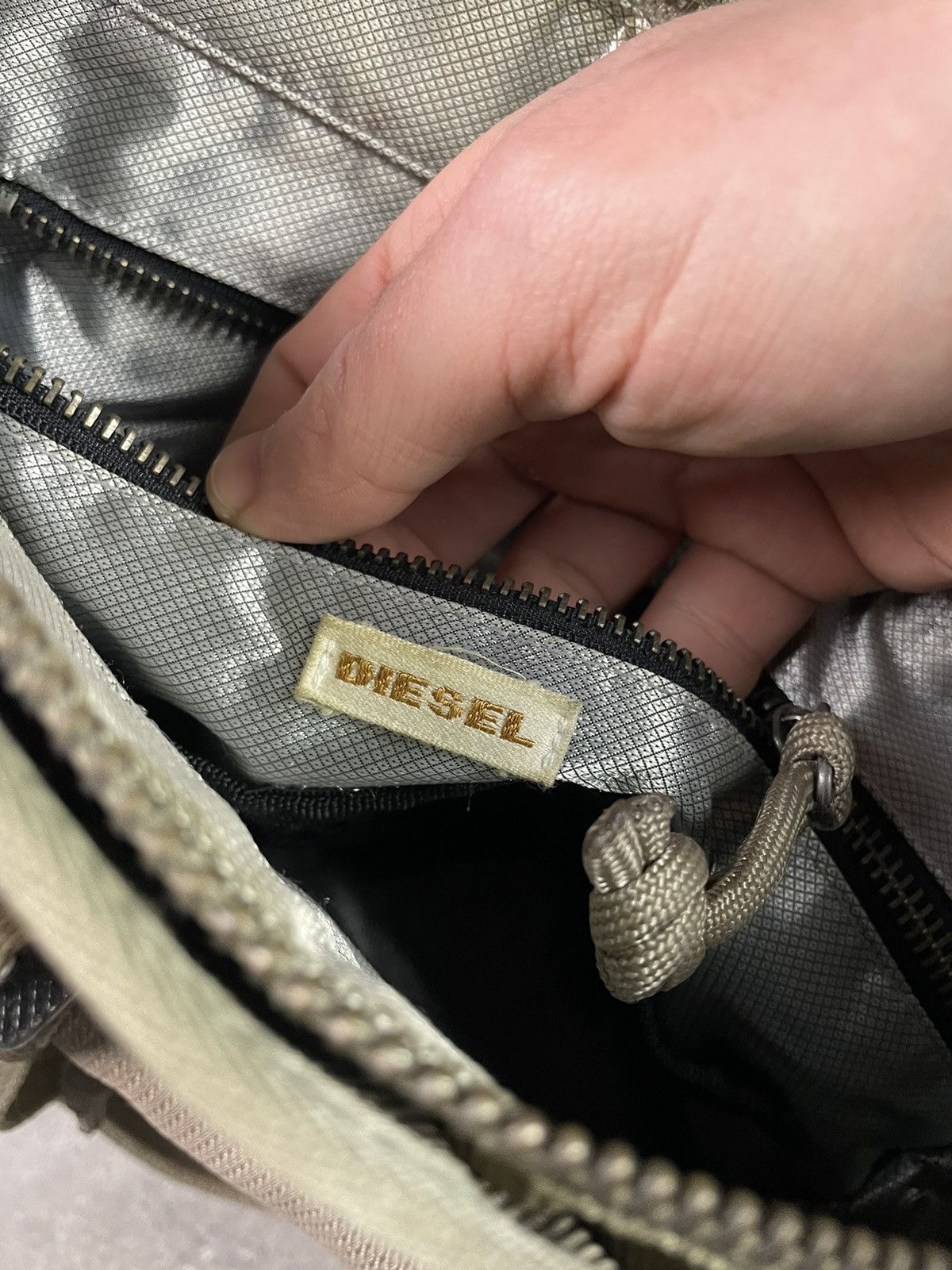 Diesel × Vintage Vintage Y2K Diesel Avant Garde Archive Hand Bag Size ONE SIZE - 6 Thumbnail