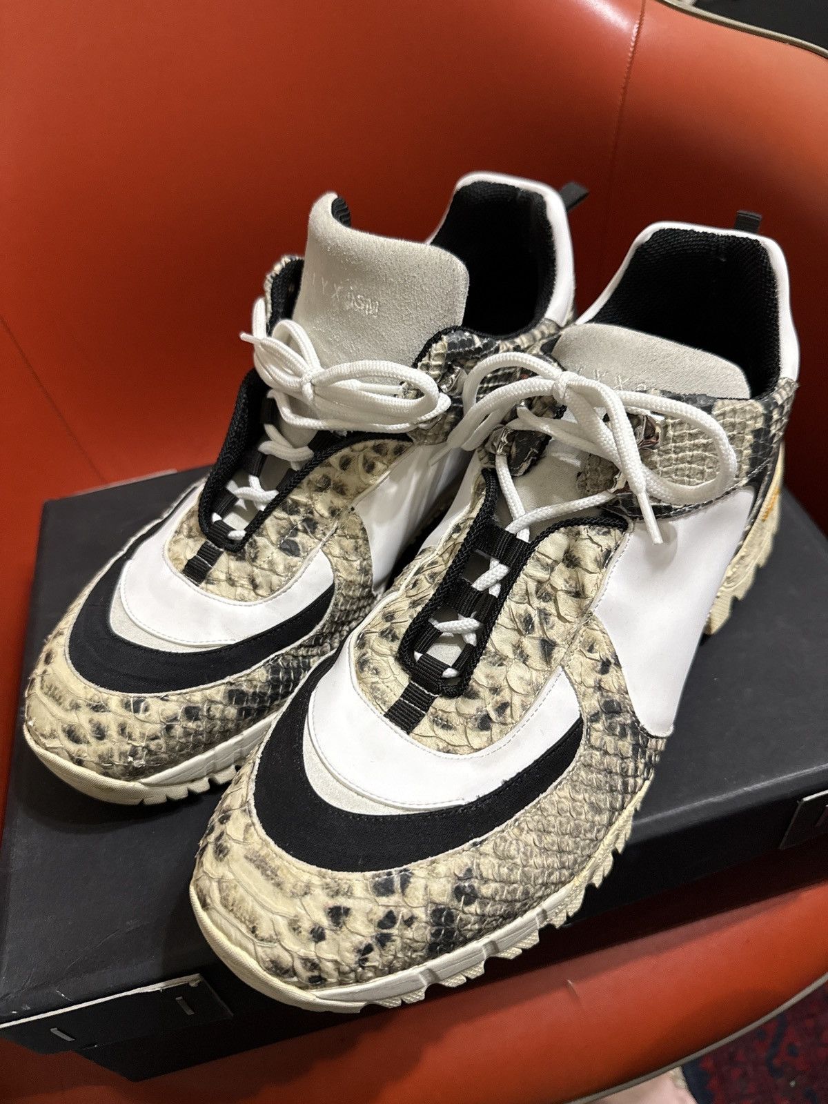 ALYX x ROA low top hiking boot W/ Vibram sole